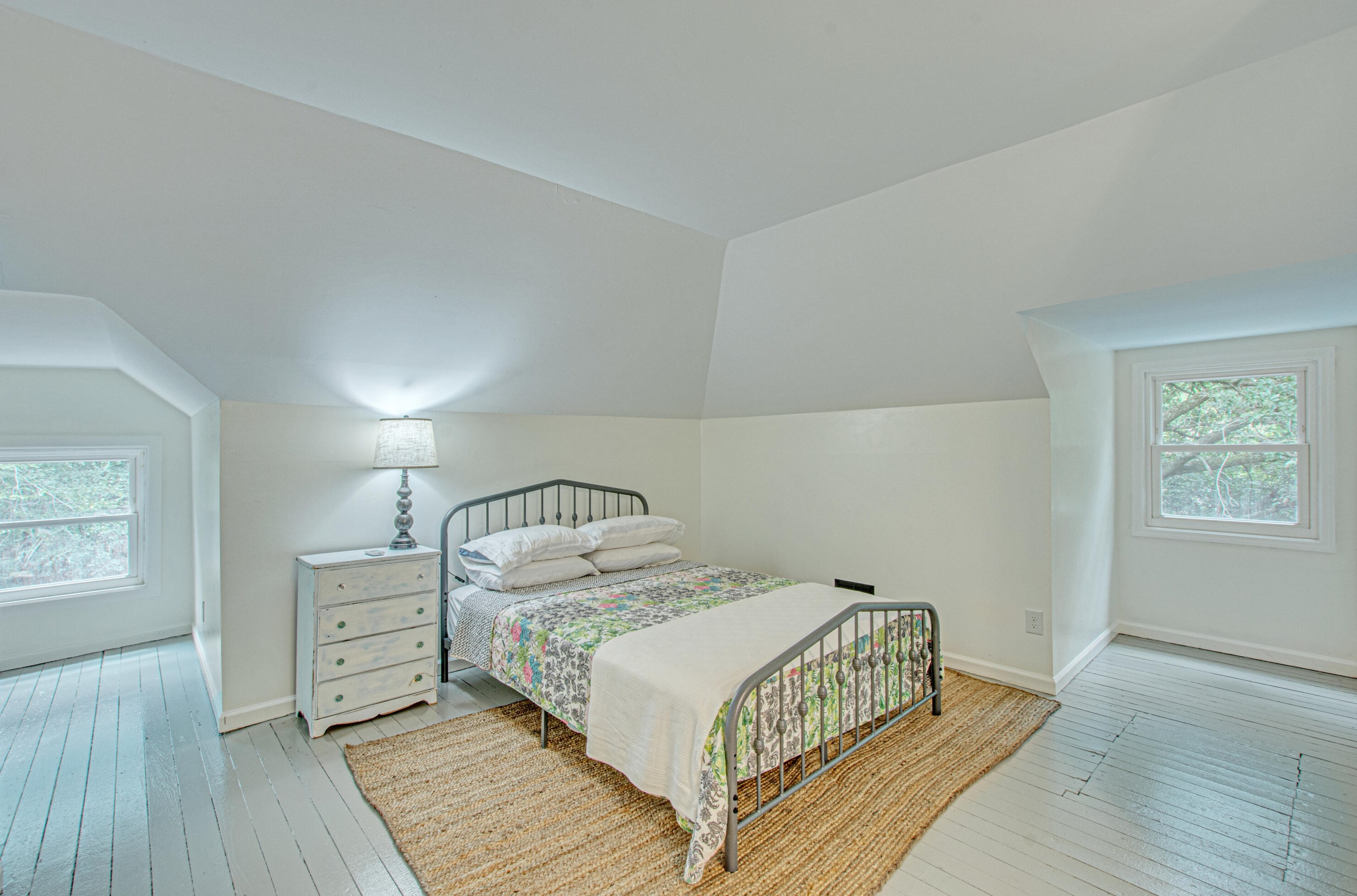 105 Hickory St, Summerville SC  29483-6501 exterior