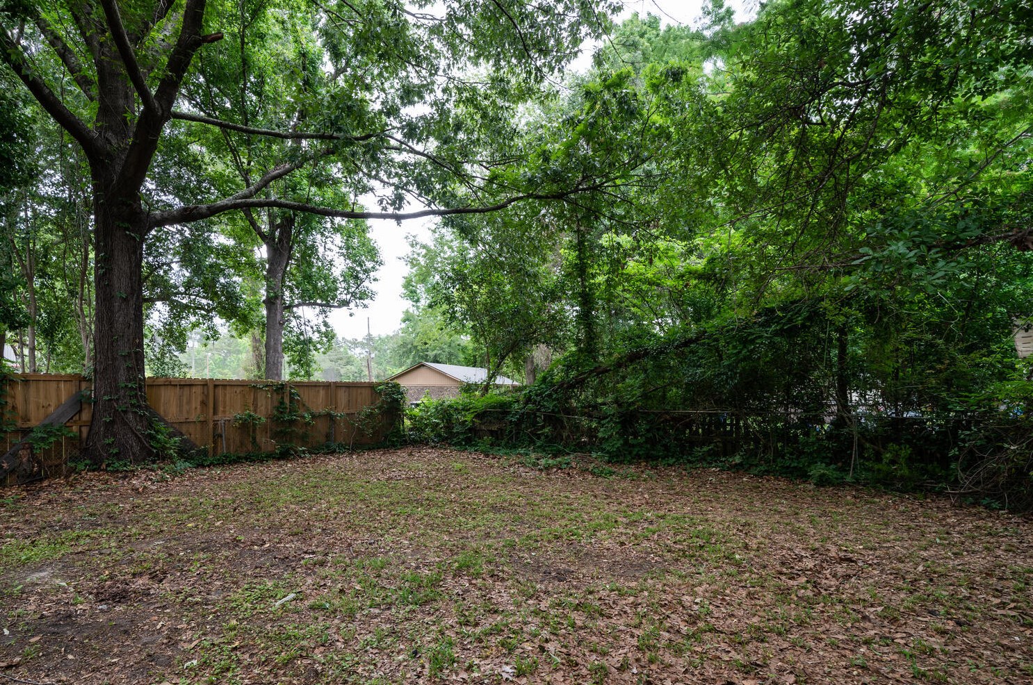 748 Westchester Dr, Charleston SC  29414-5635 exterior