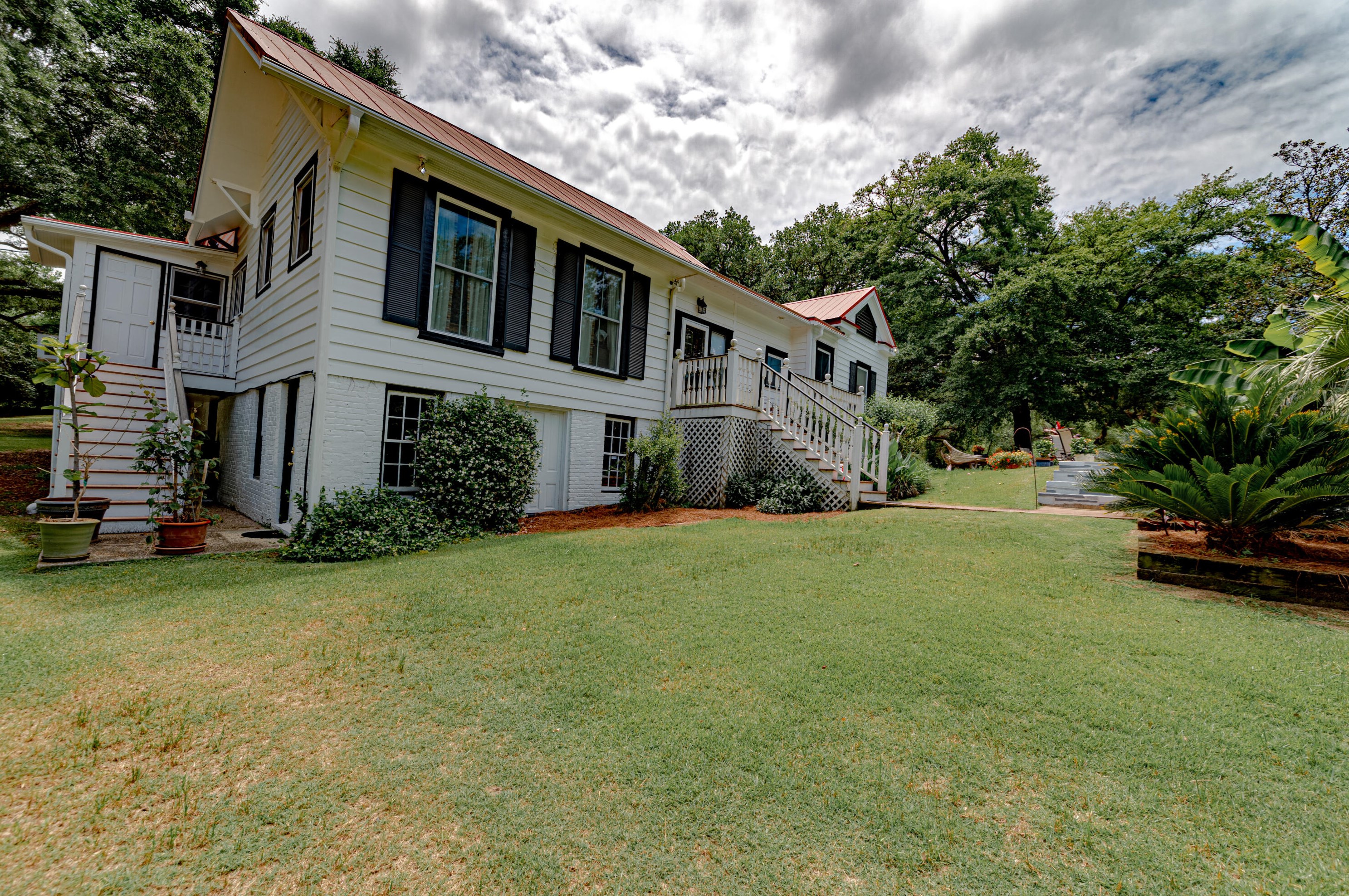 203 Witsell St, Walterboro SC  29488-3050 exterior