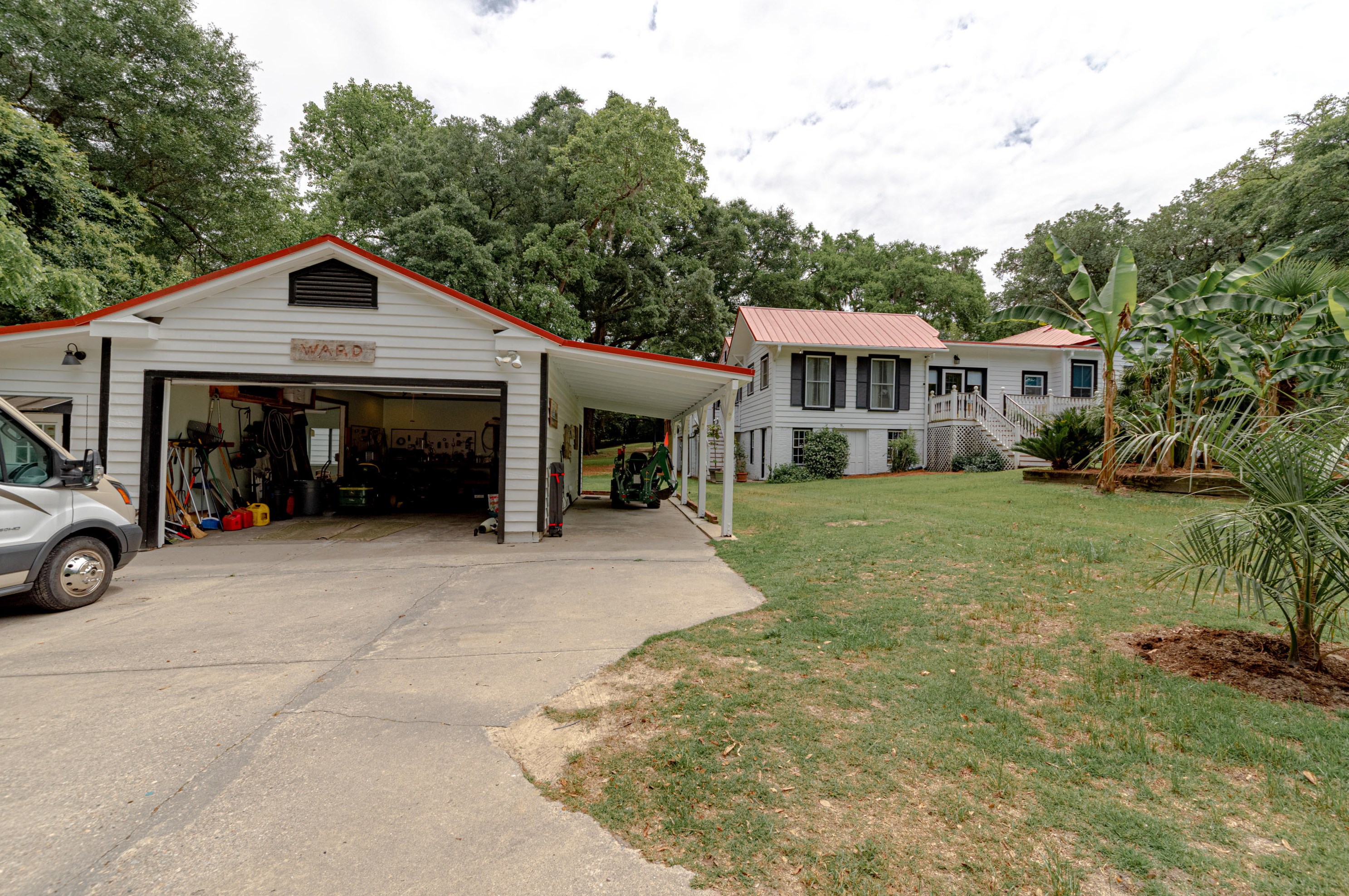203 Witsell St, Walterboro SC  29488-3050 exterior