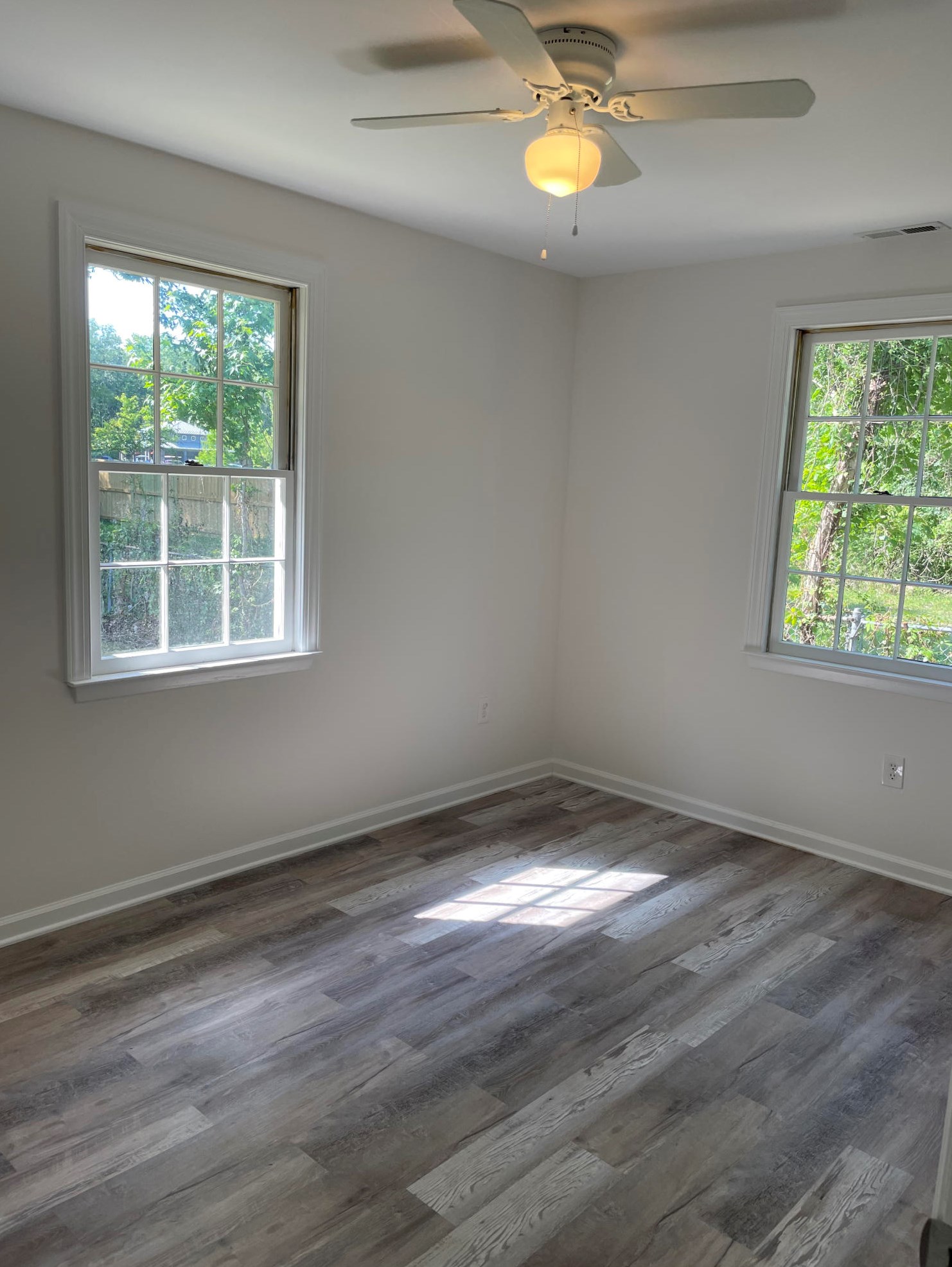 863 Cartwright Dr, Charleston SC  29414-5129 exterior