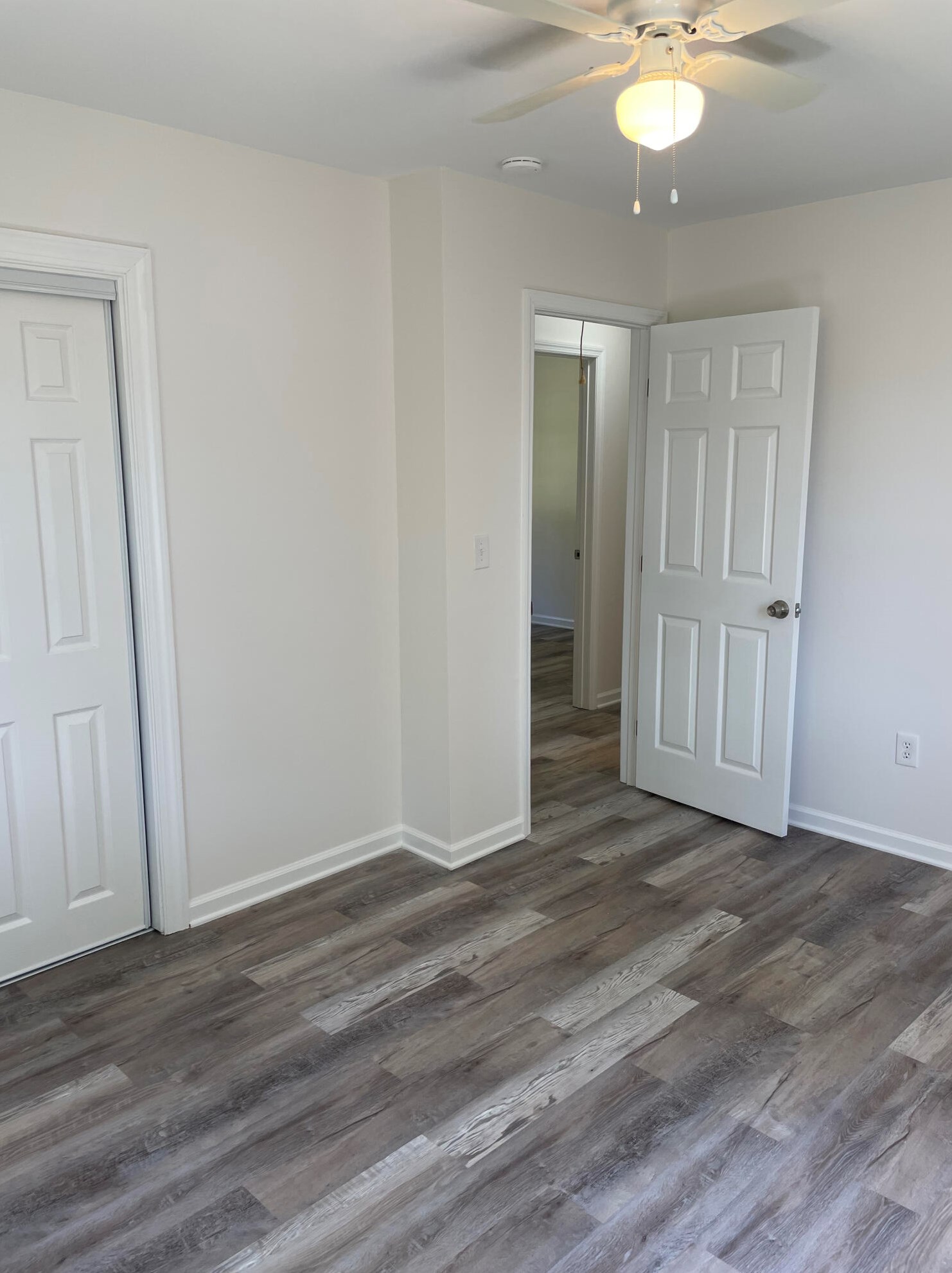 863 Cartwright Dr, Charleston SC  29414-5129 exterior