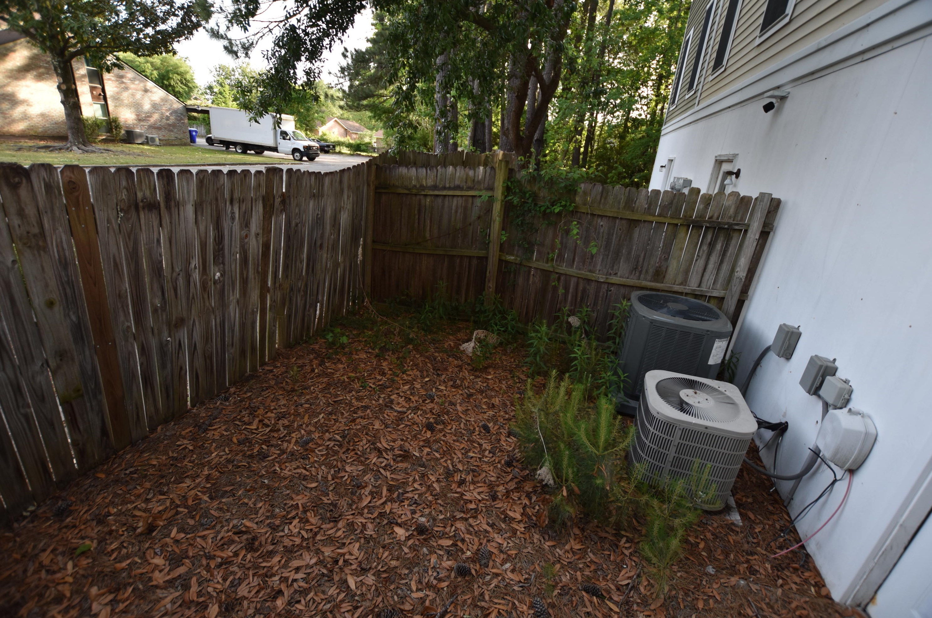 949 Estates Blvd, Charleston SC  29414-5415 exterior