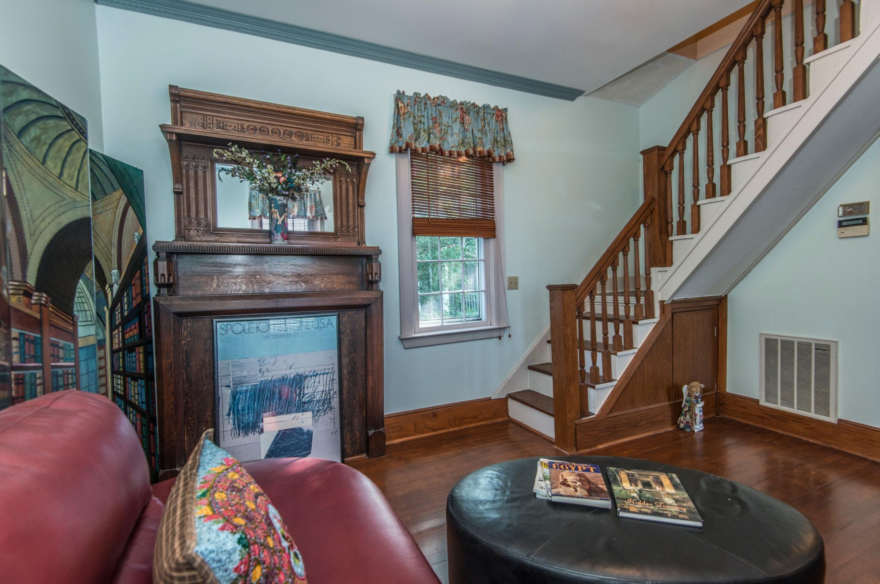 218 Wentworth St, Charleston SC 29401-1737 exterior