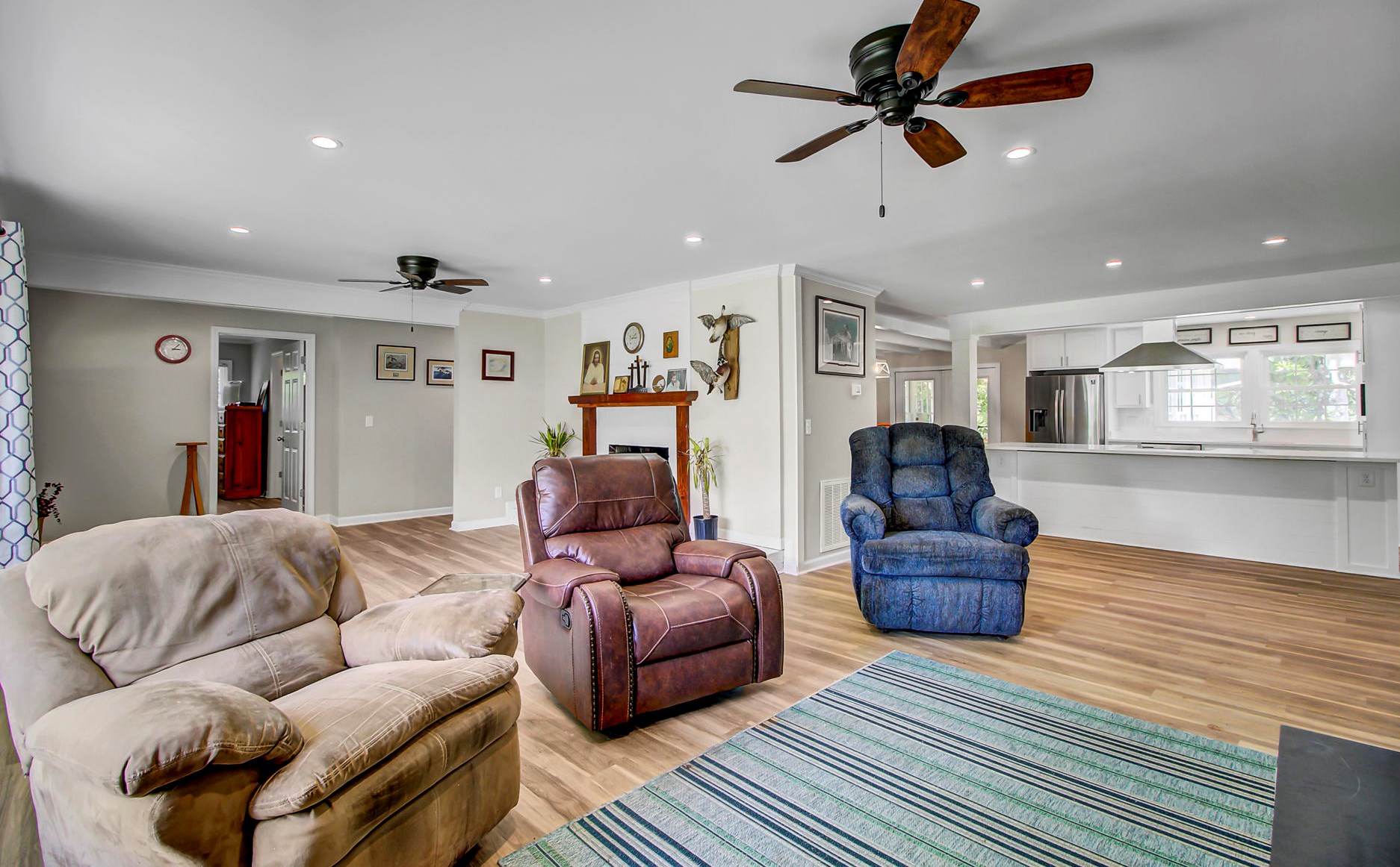 107 Murray Dr, Moncks Corner SC  29461-2605 exterior