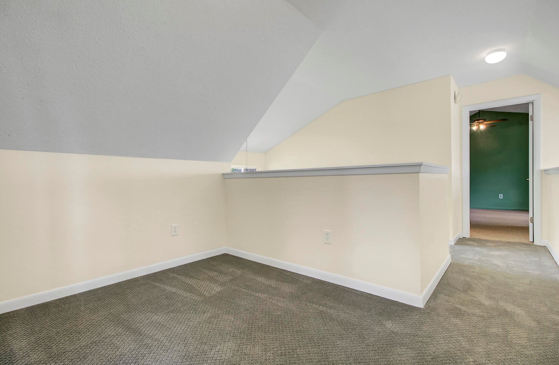 6 Princess Ct, Summerville SC  29485-3425 exterior