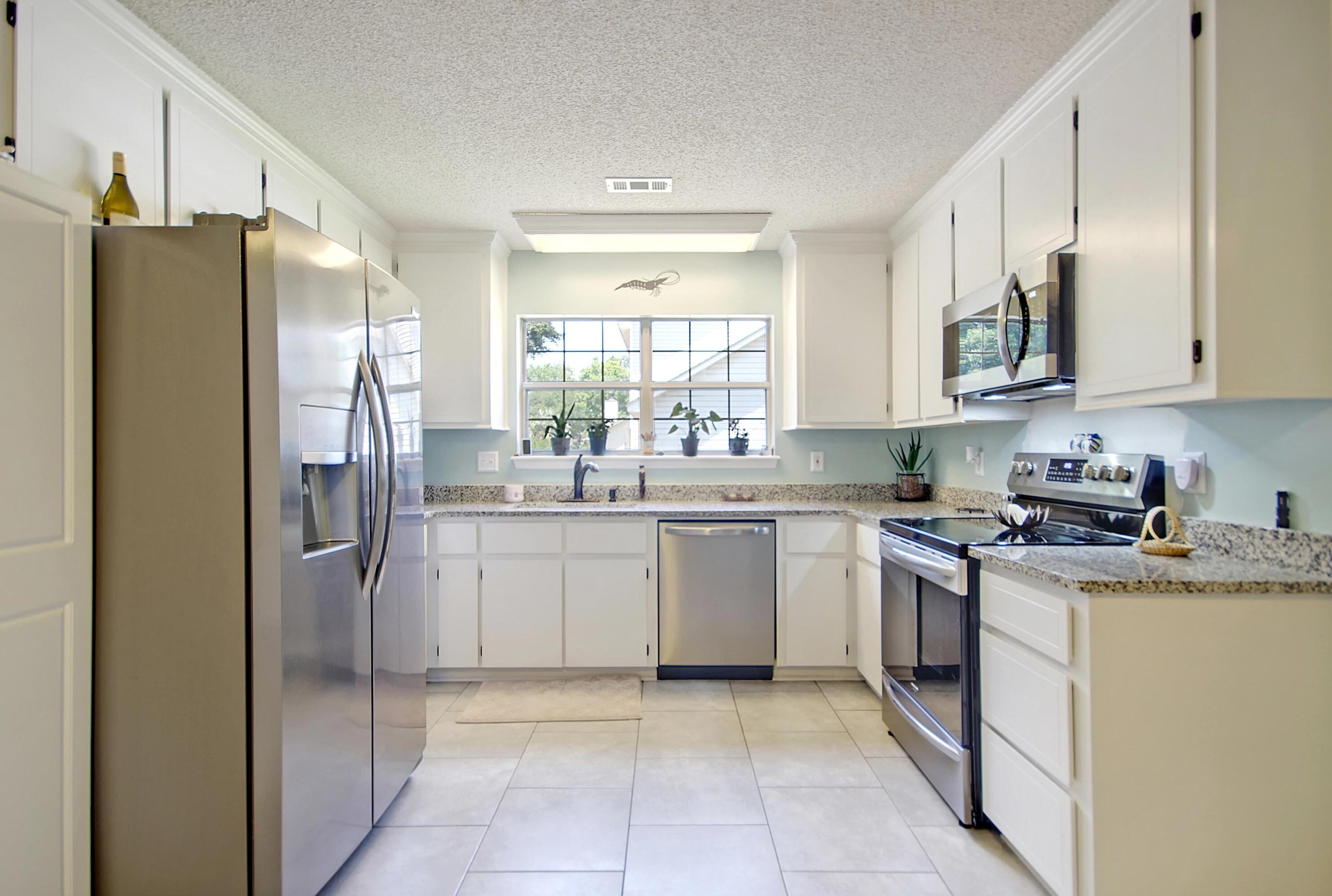 106 Elaine St, Charleston SC  29445-3170 exterior