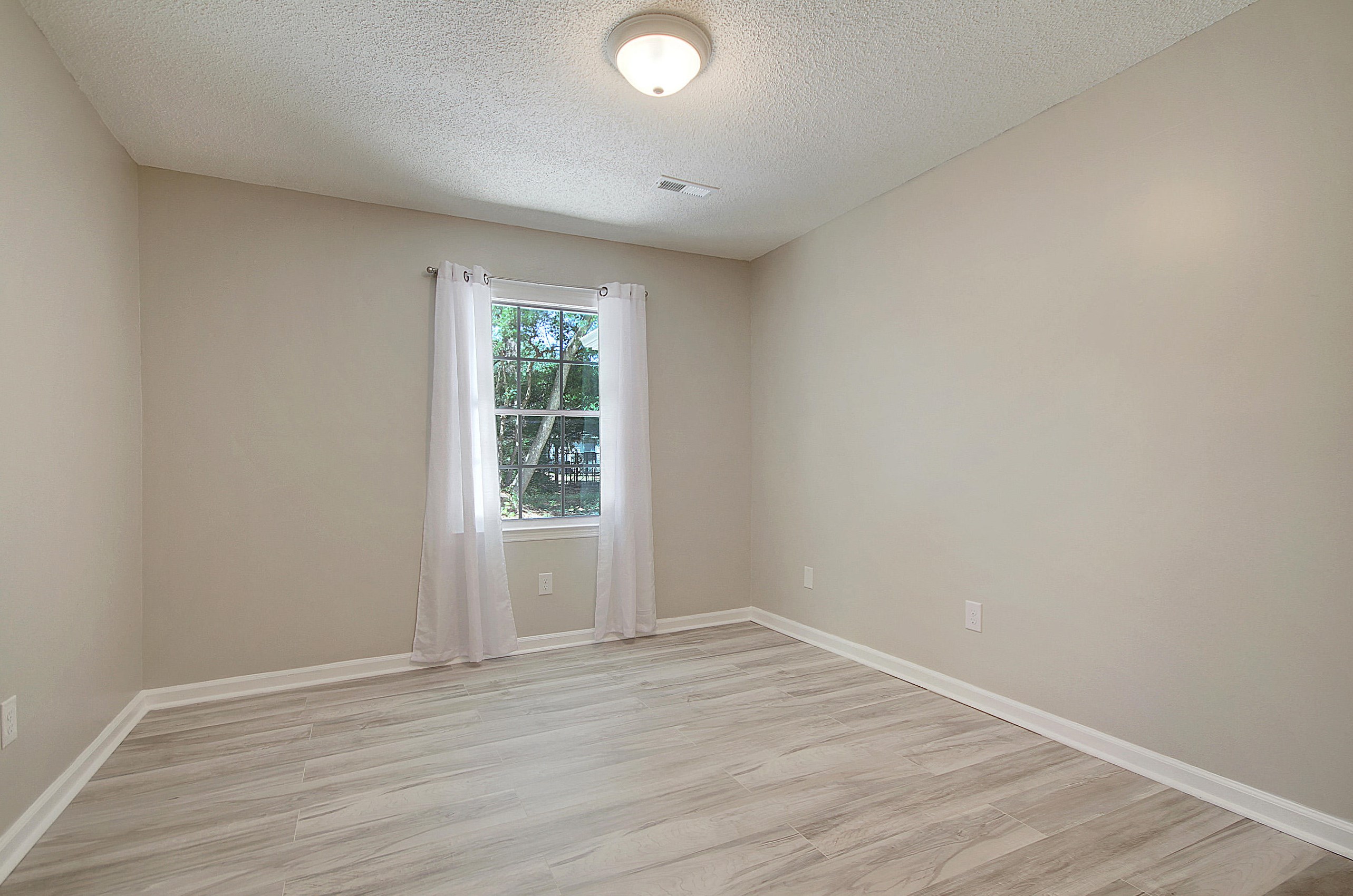 7625 Vanderbrook Pl, Charleston SC  29420-8830 exterior