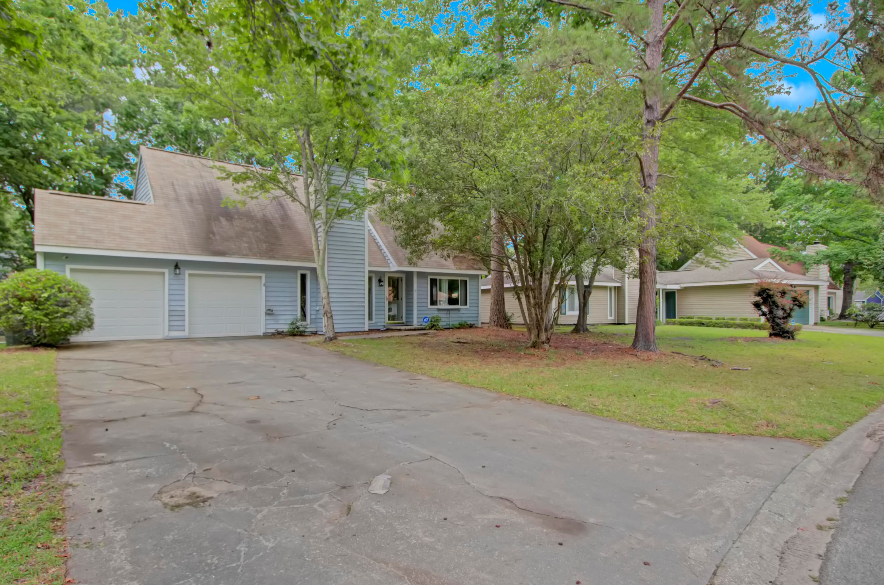 113 Bridgecreek Dr, Charleston SC  29445-5204 exterior