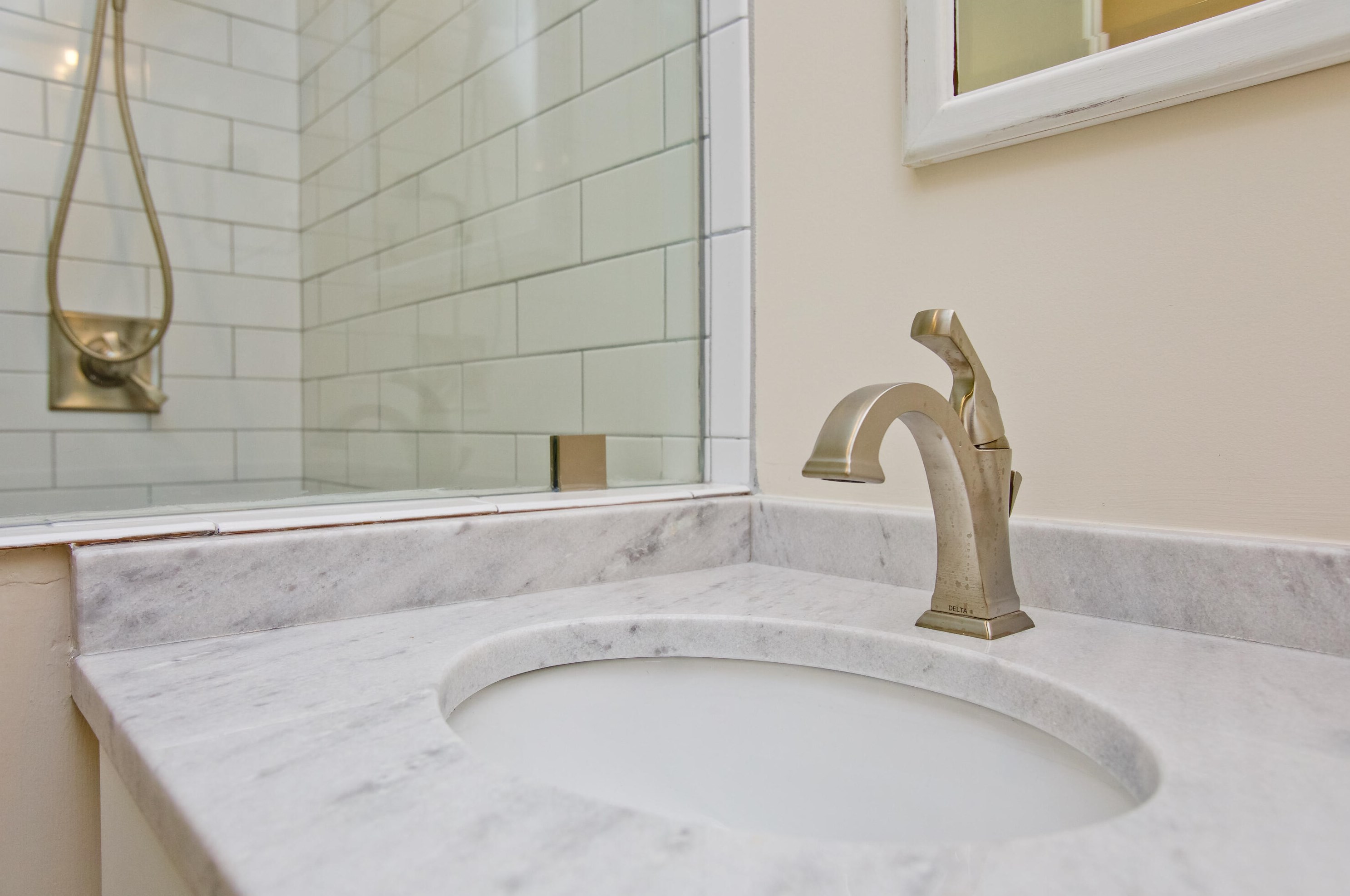 32 Amherst St, Charleston SC  29403-5617 exterior