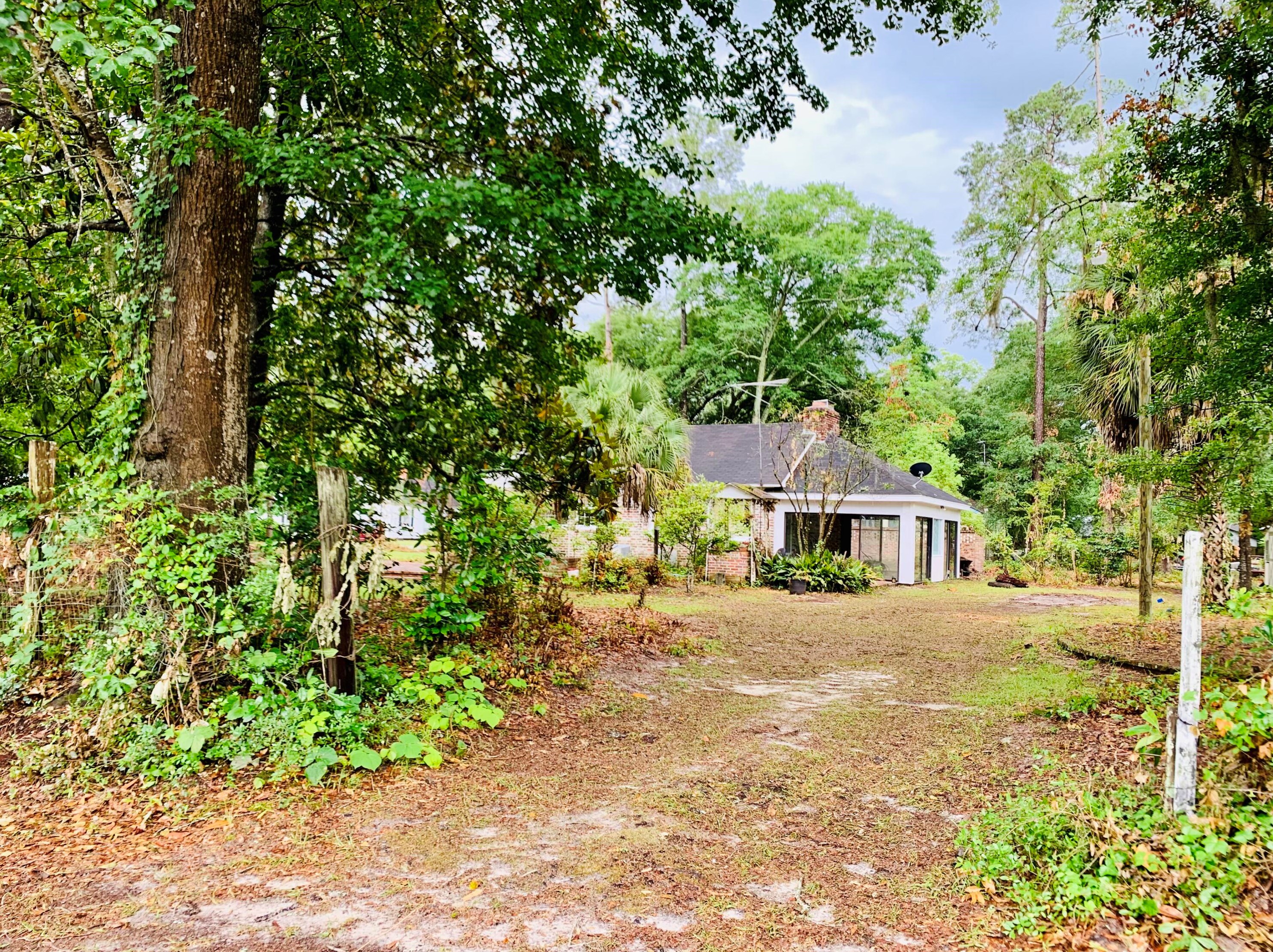 115 Wilson St, Walterboro SC  29488-3234 exterior