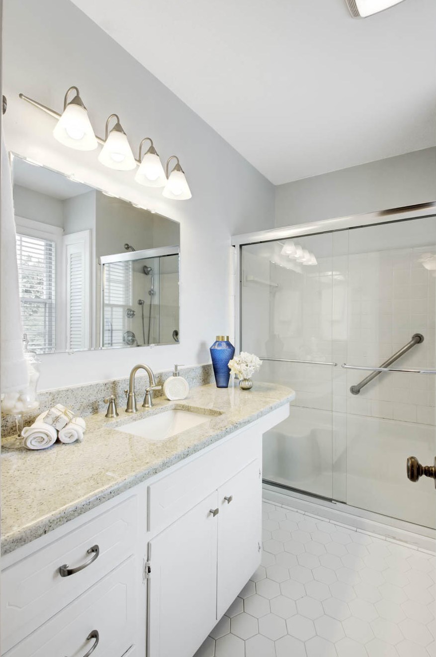 55 Battery St, Charleston SC 29401-0027 exterior