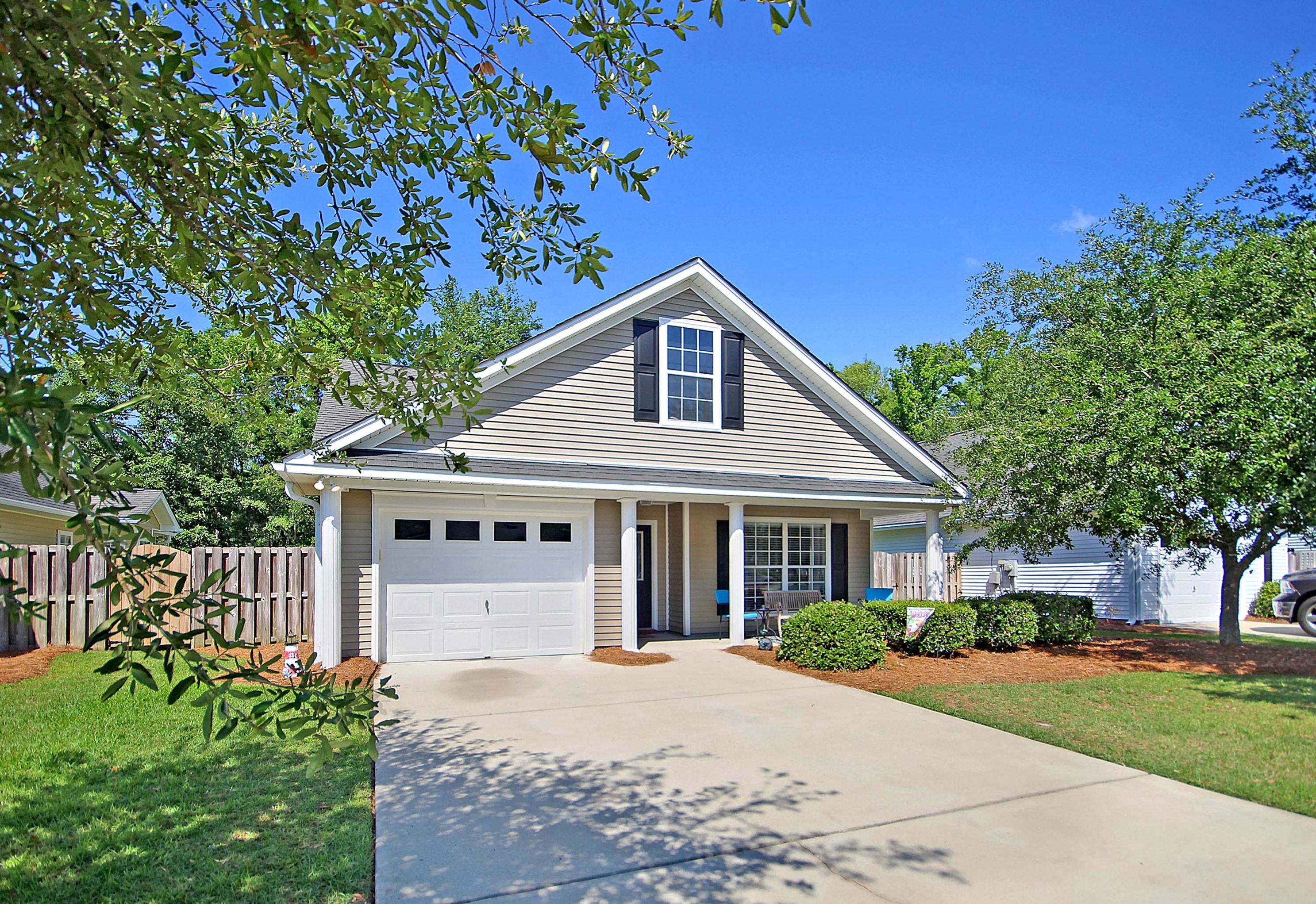 9266 Ayscough Rd, Summerville SC  29485-8532 exterior