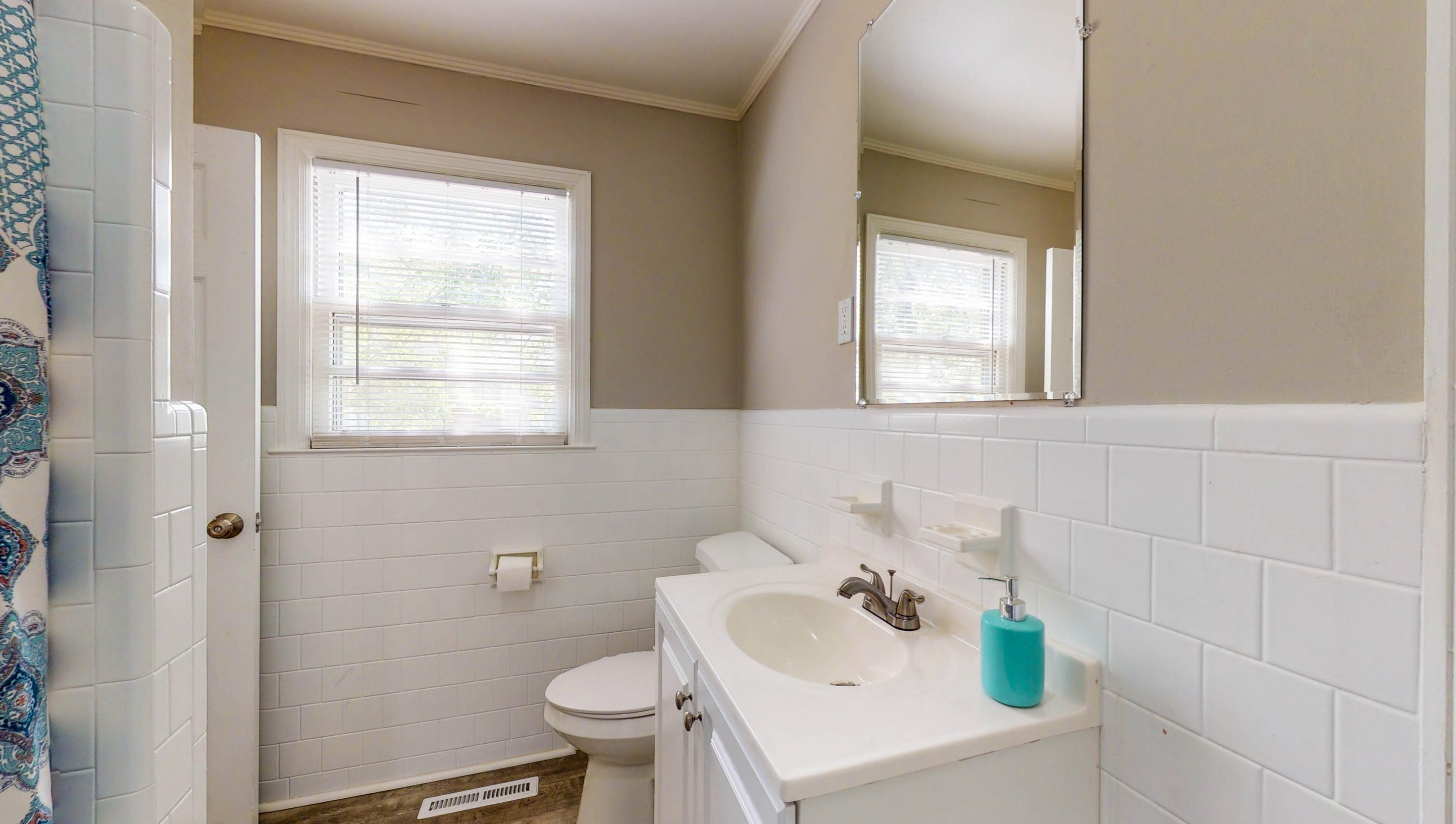 500 Haynes St, Walterboro SC  29488-3220 exterior