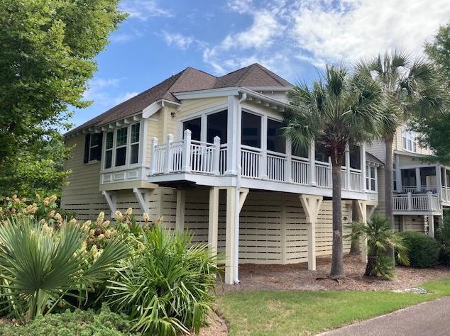 1520 Trumpet Vine Ct, Mount Pleasant SC  29464-9479 exterior