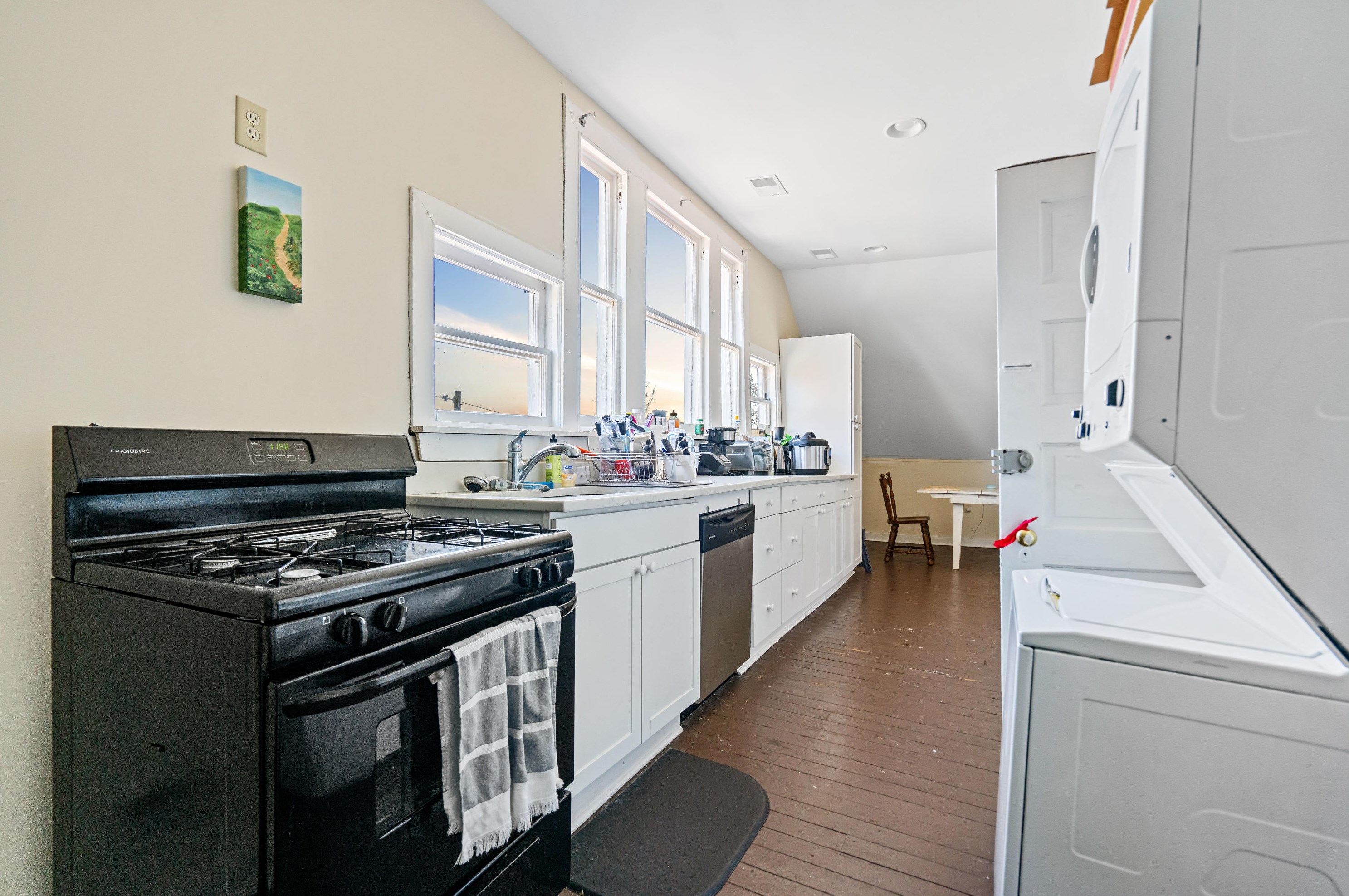 135 Ashley Ave, Charleston SC 29401-1804 exterior