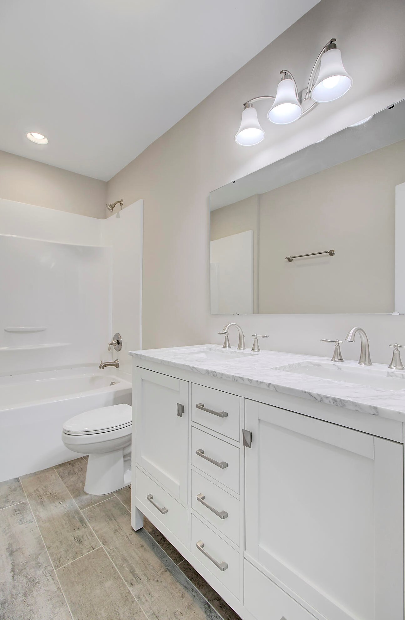 803 Burnett Dr, Charleston SC  29412-5015 exterior