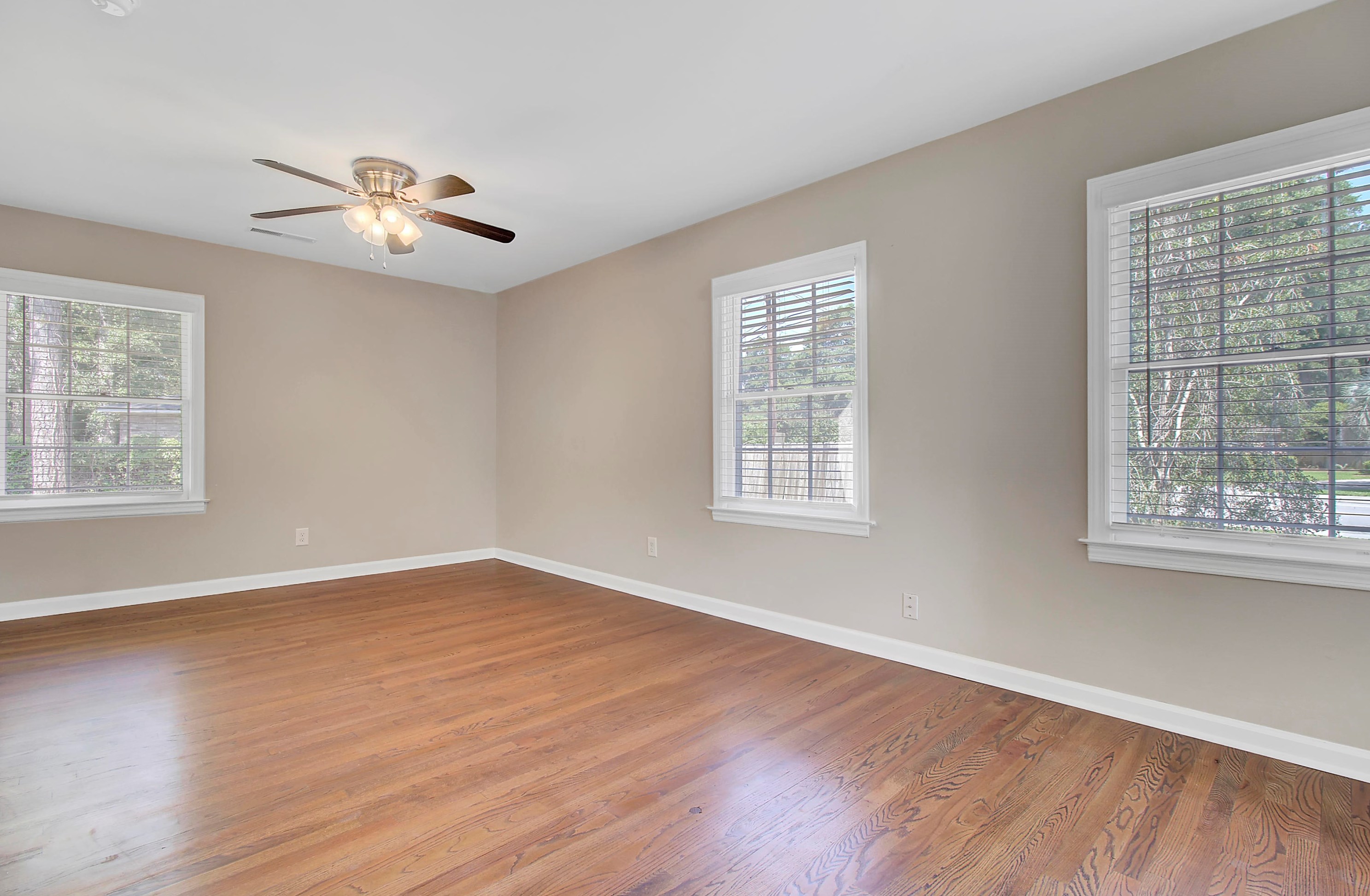 803 Burnett Dr, Charleston SC  29412-5015 exterior