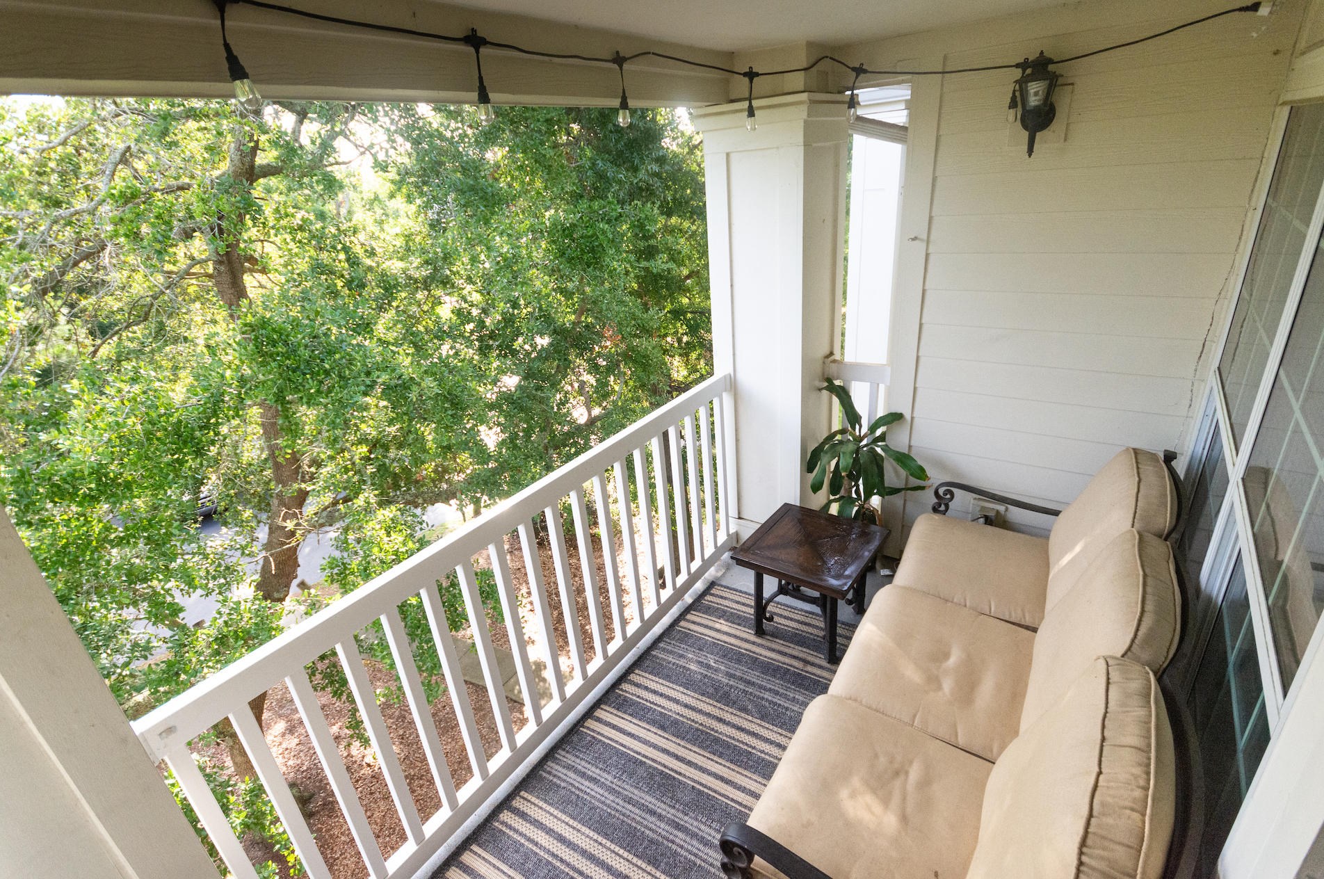 700 Daniel Ellis Dr, Charleston SC  12308-3034 exterior