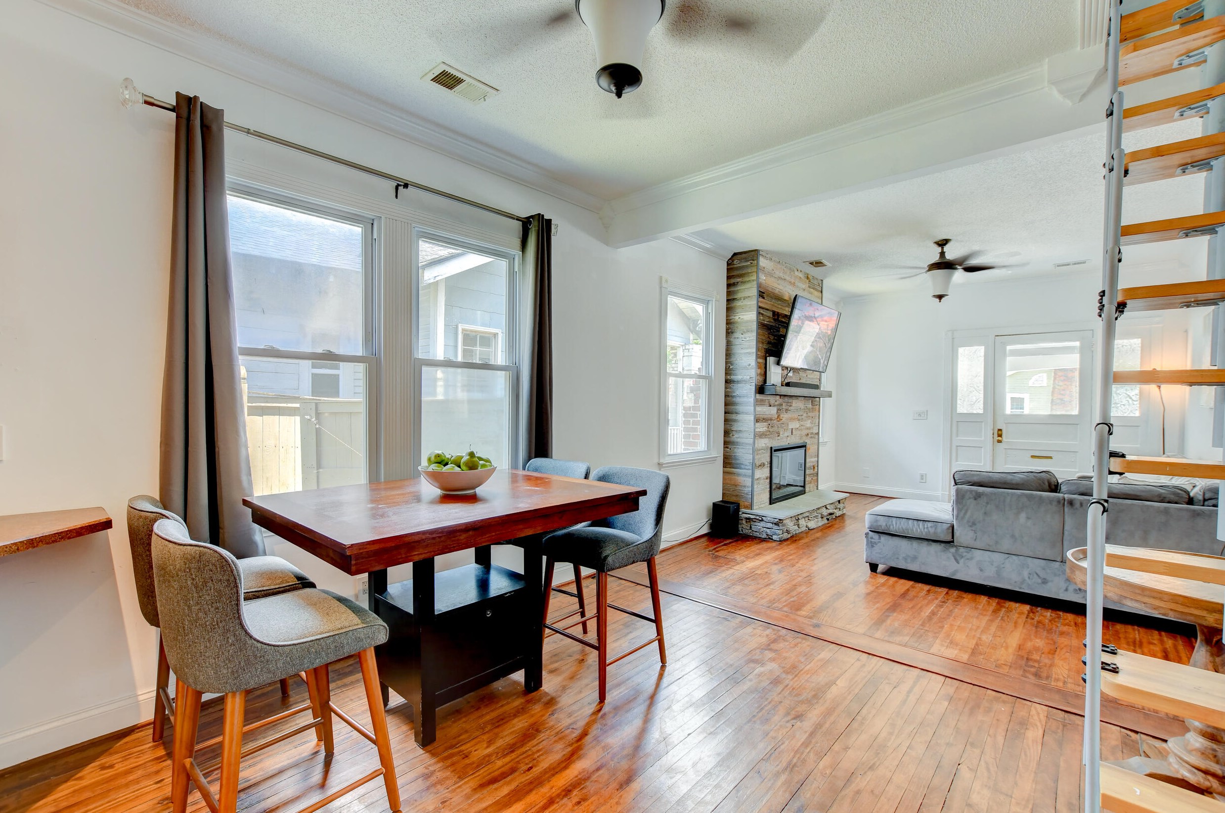 64 San Souci St, Charleston SC  29403-3236 exterior