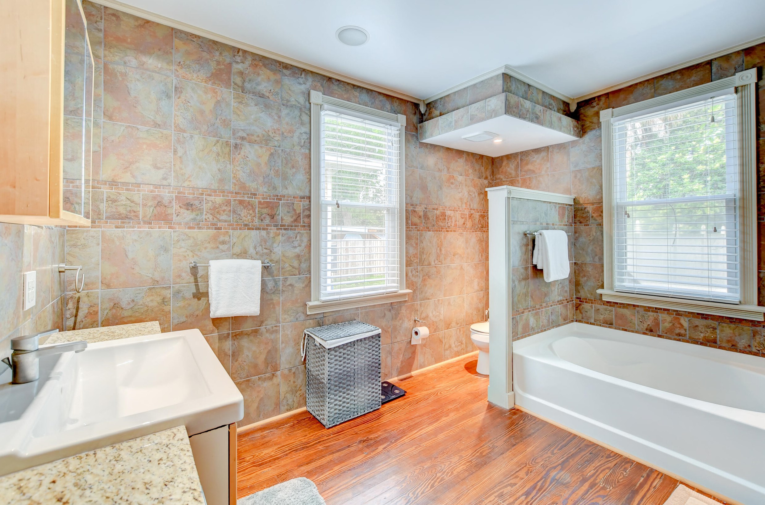 64 San Souci St, Charleston SC  29403-3236 exterior