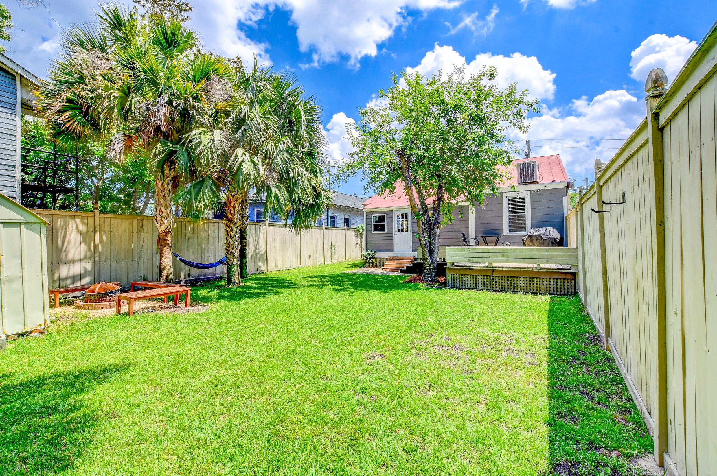 64 San Souci St, Charleston SC  29403-3236 exterior
