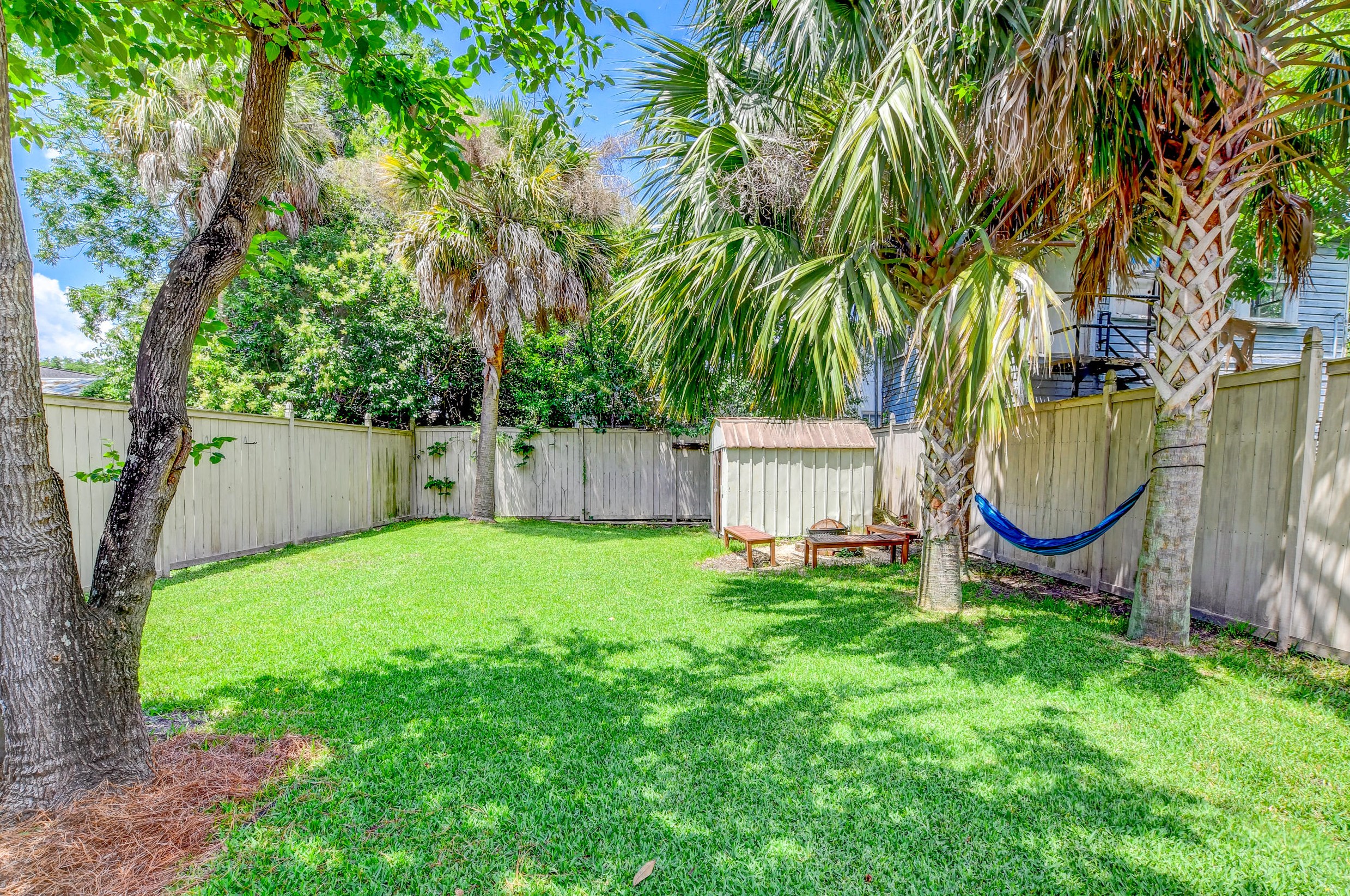 64 San Souci St, Charleston SC  29403-3236 exterior