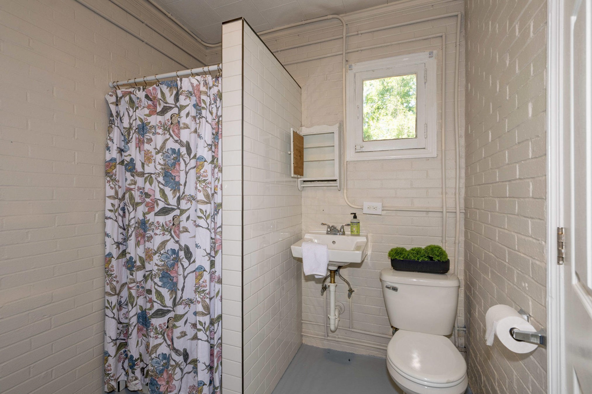 1015 Alamo St, Charleston SC  29405-4901 exterior