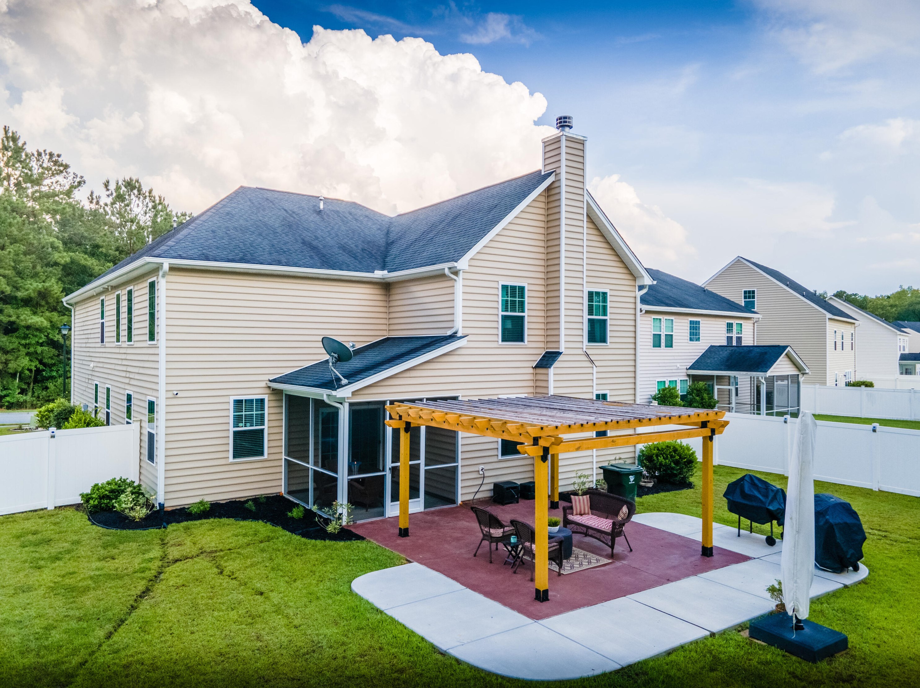 113 Blackwater Way, Moncks Corner SC  29461-6483 exterior