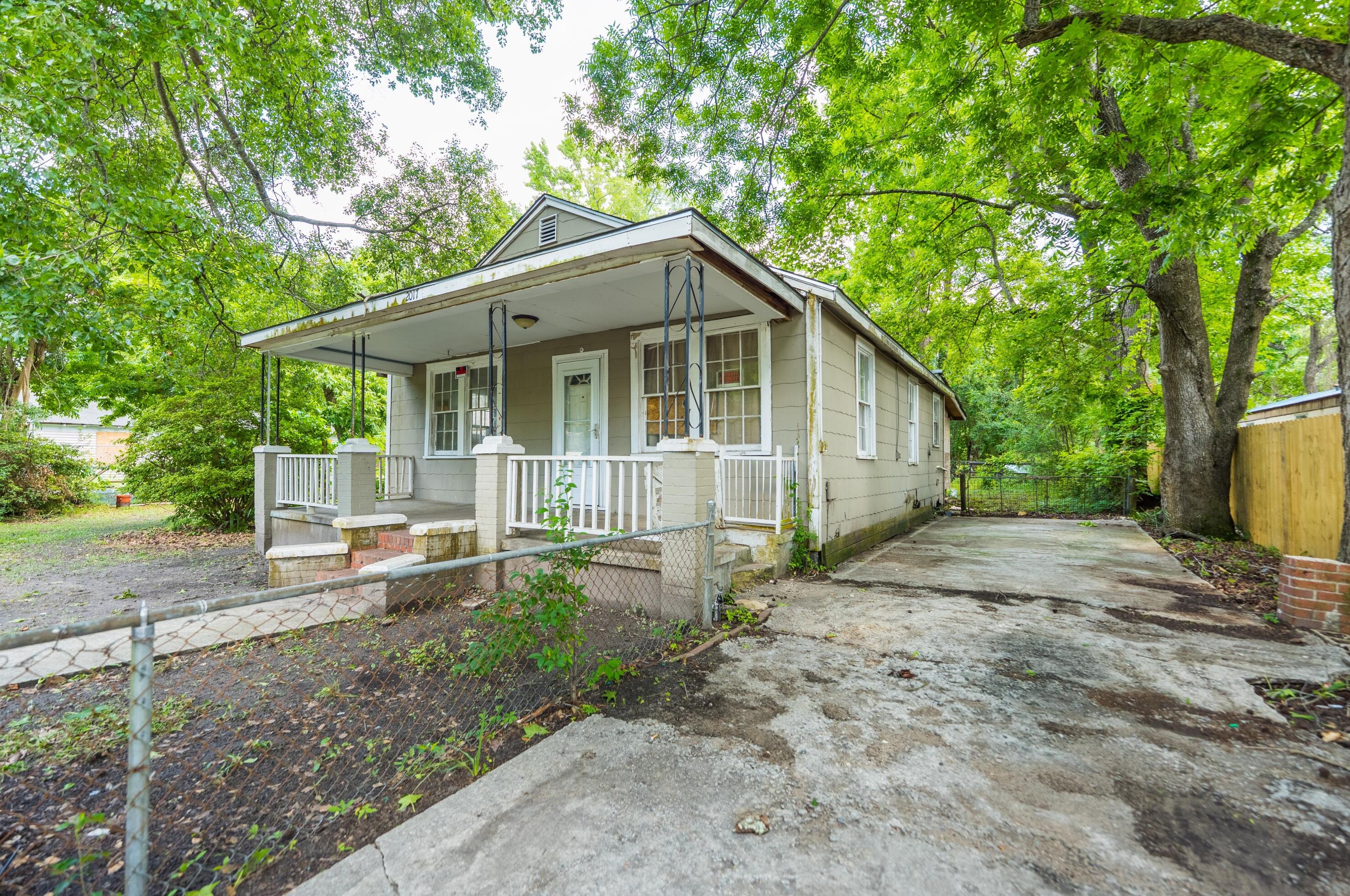 2017 Alton St, Charleston SC  29406-3952 exterior