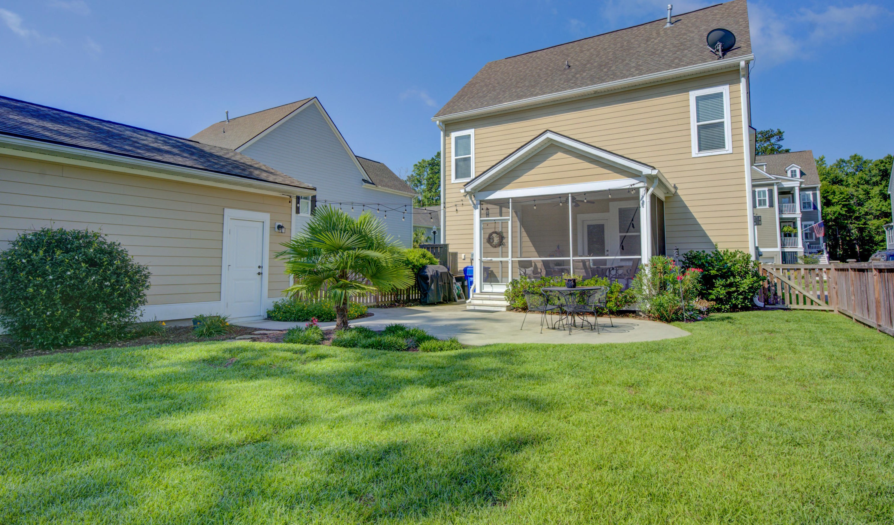 2710 Rutherford Way, Charleston SC  29414 exterior