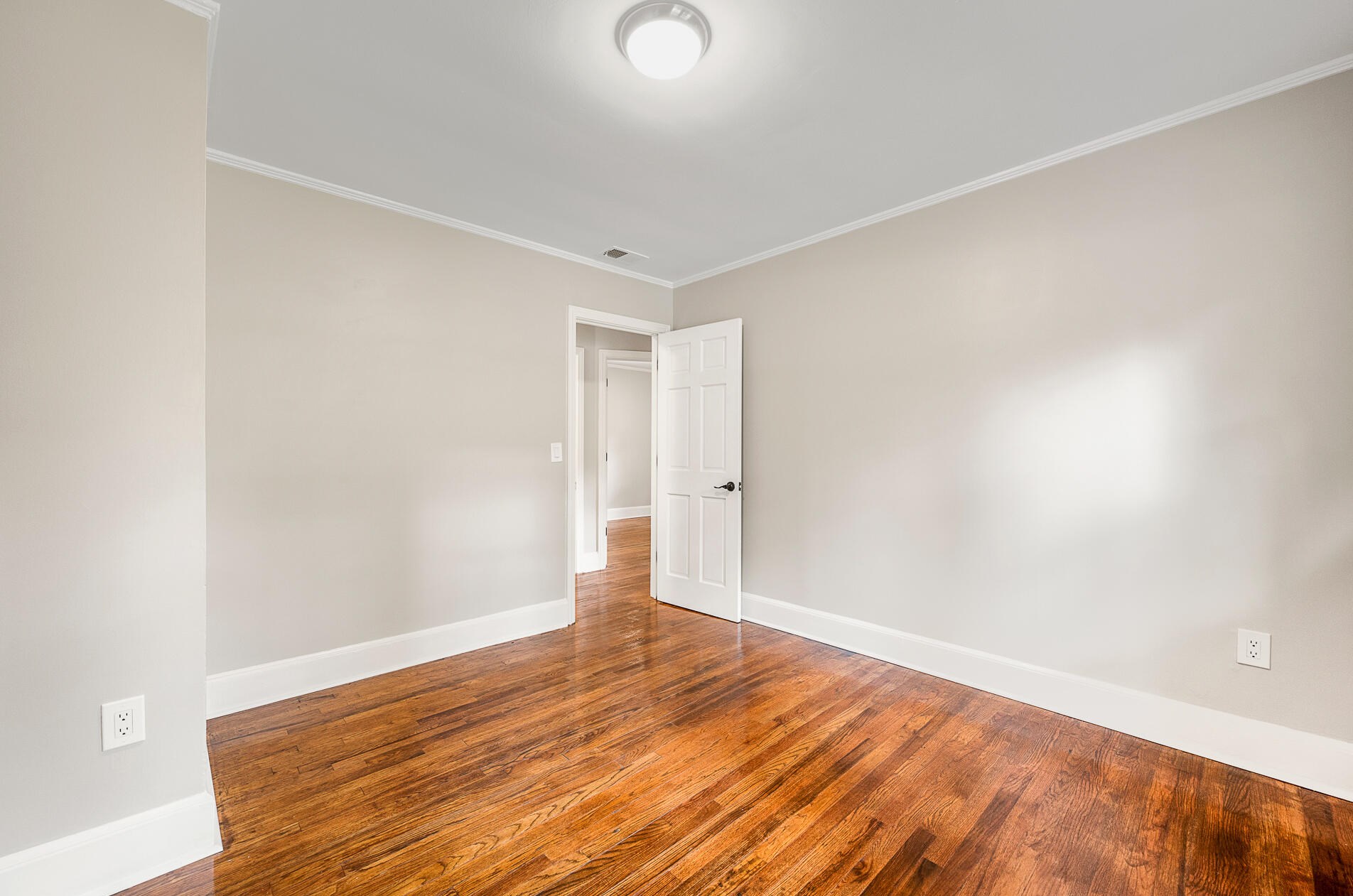 135 Dowling Ave, Walterboro SC  29488-3806 exterior