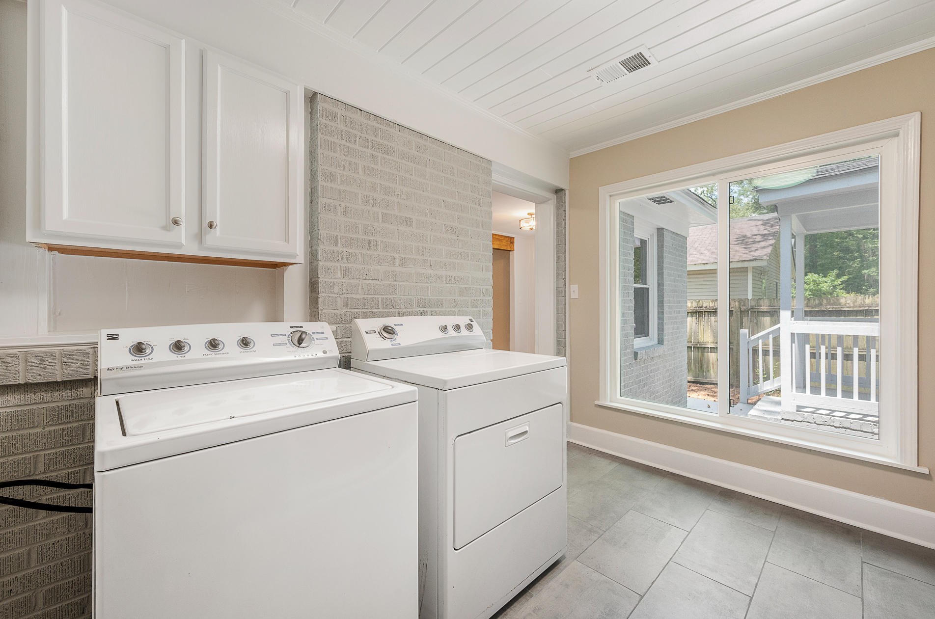 135 Dowling Ave, Walterboro SC  29488-3806 exterior