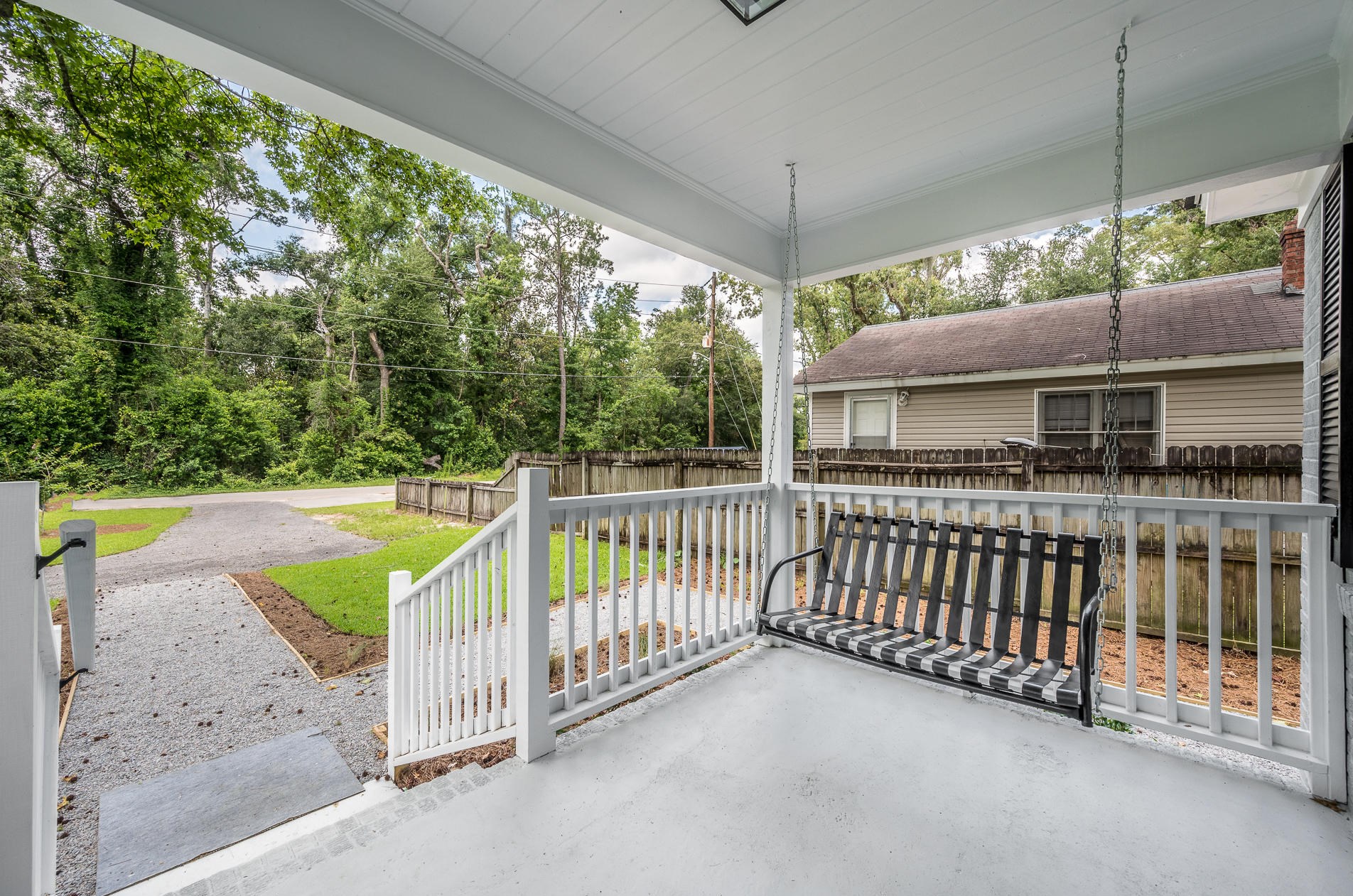 135 Dowling Ave, Walterboro SC  29488-3806 exterior