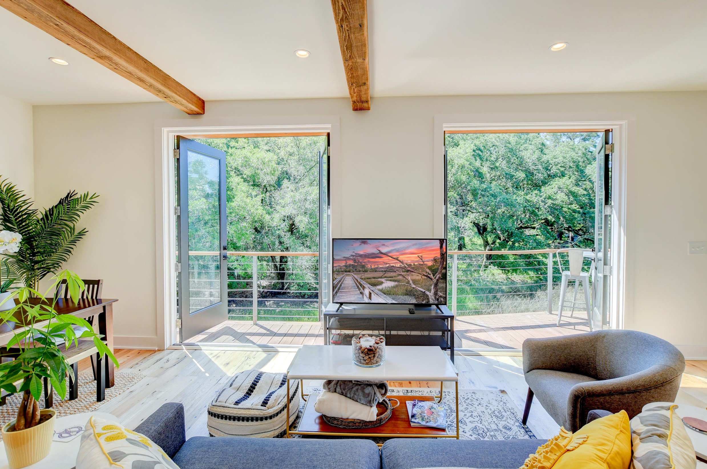 1965 Central Park Rd, Charleston SC  29412-2817 exterior