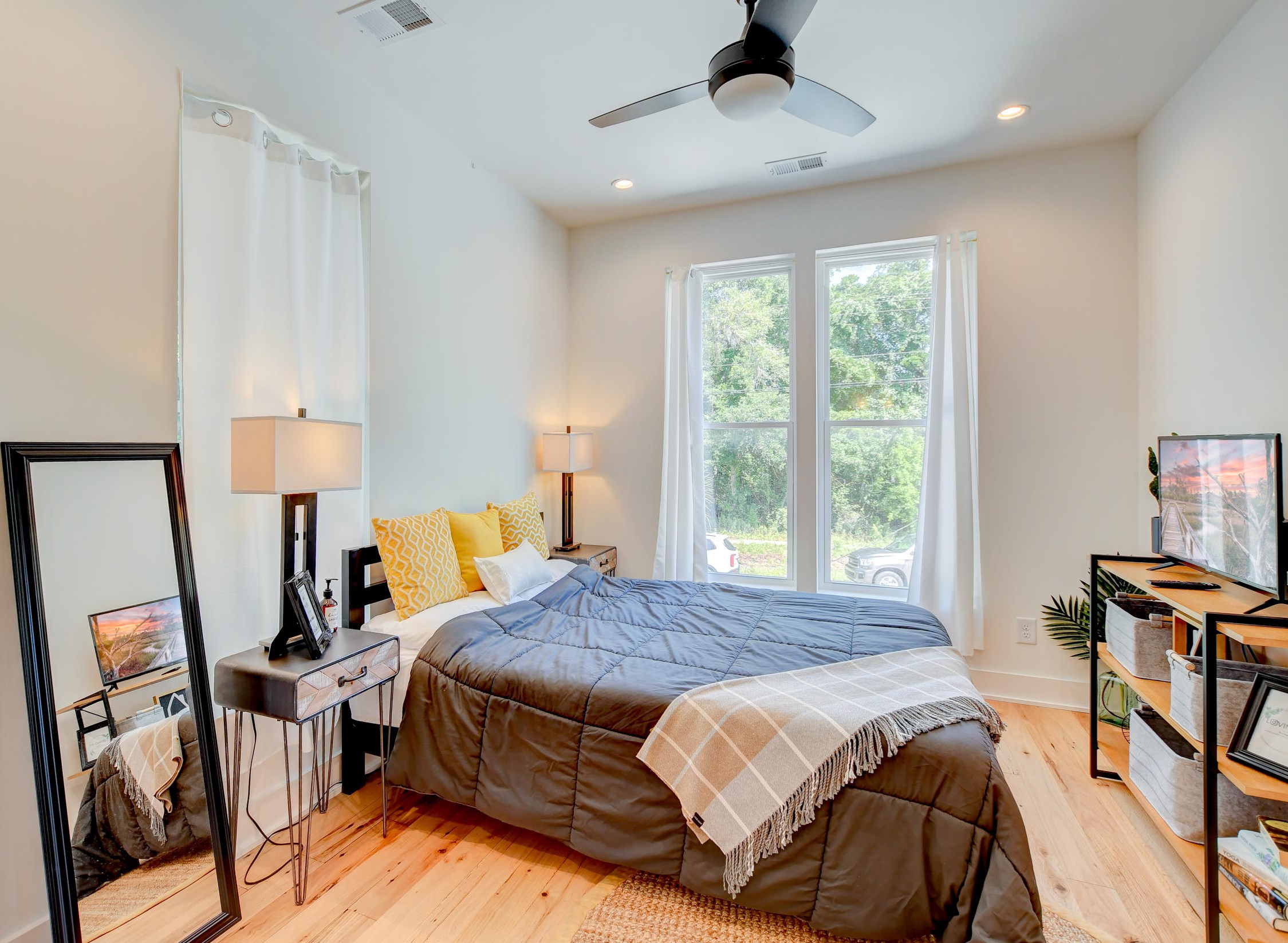 1965 Central Park Rd, Charleston SC  29412-2817 exterior