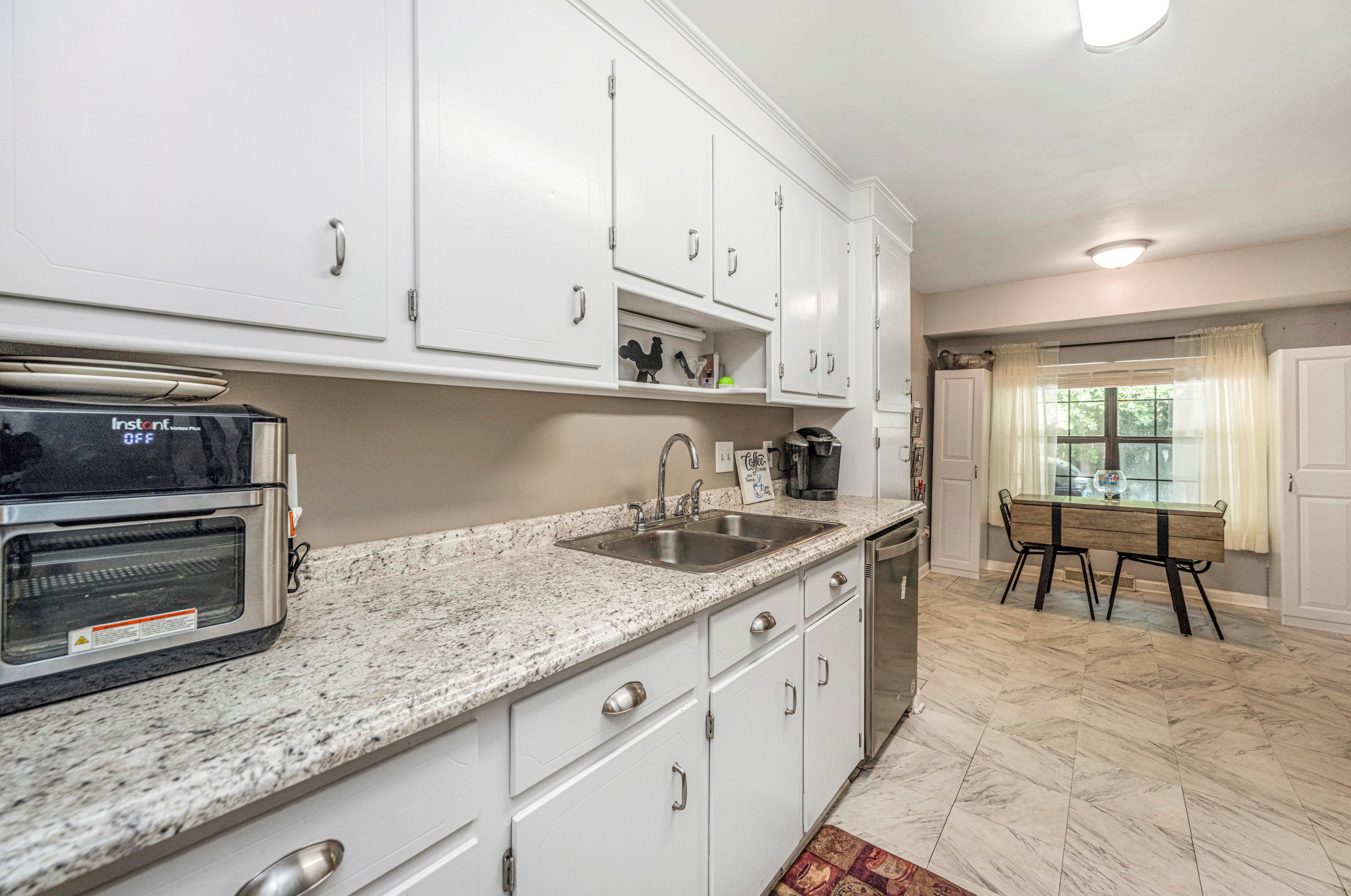 408 Red Fox Run, Summerville SC  29485-4814 exterior