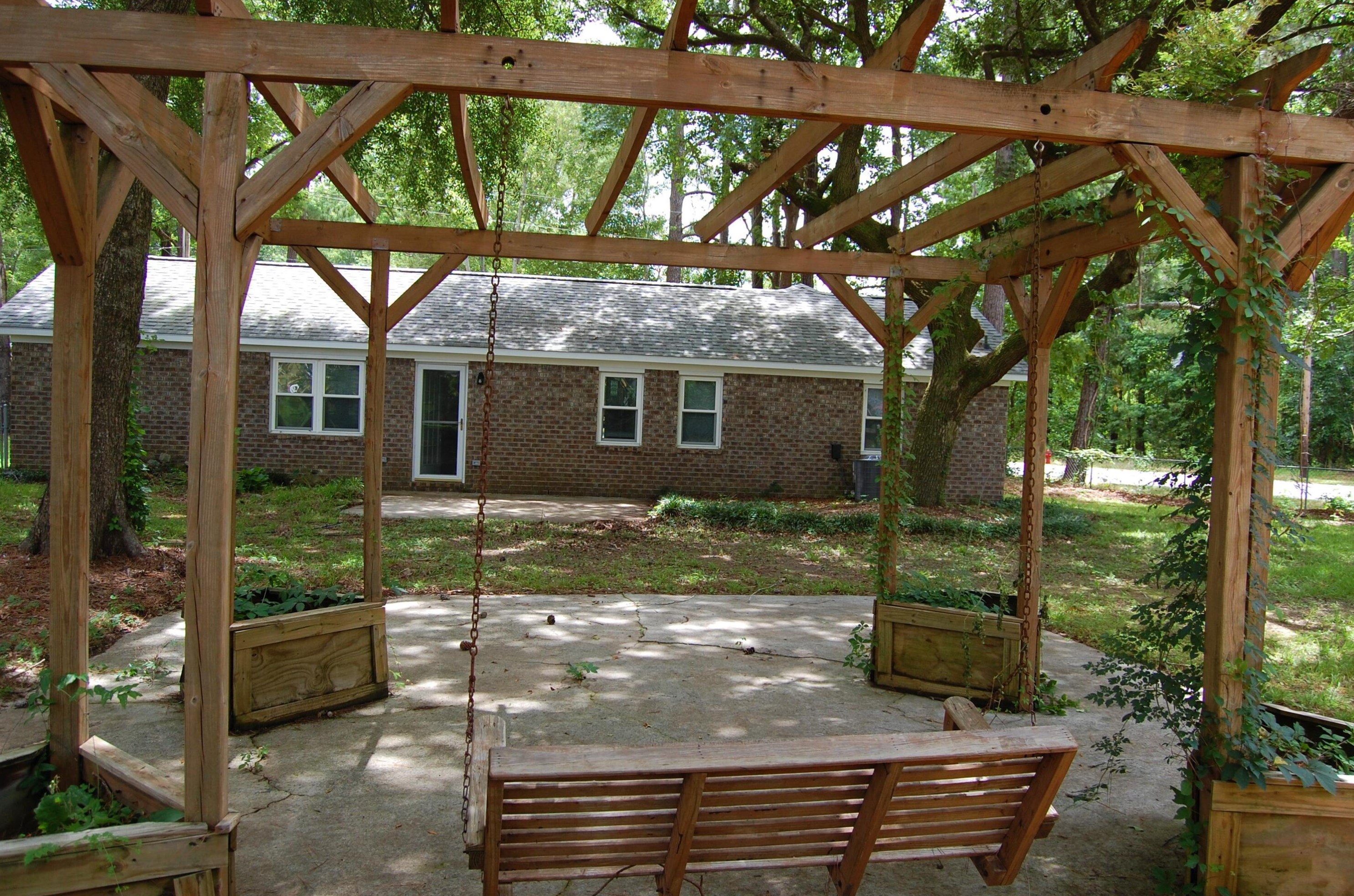 101 Camellia Rd, Charleston SC  29445-3418 exterior