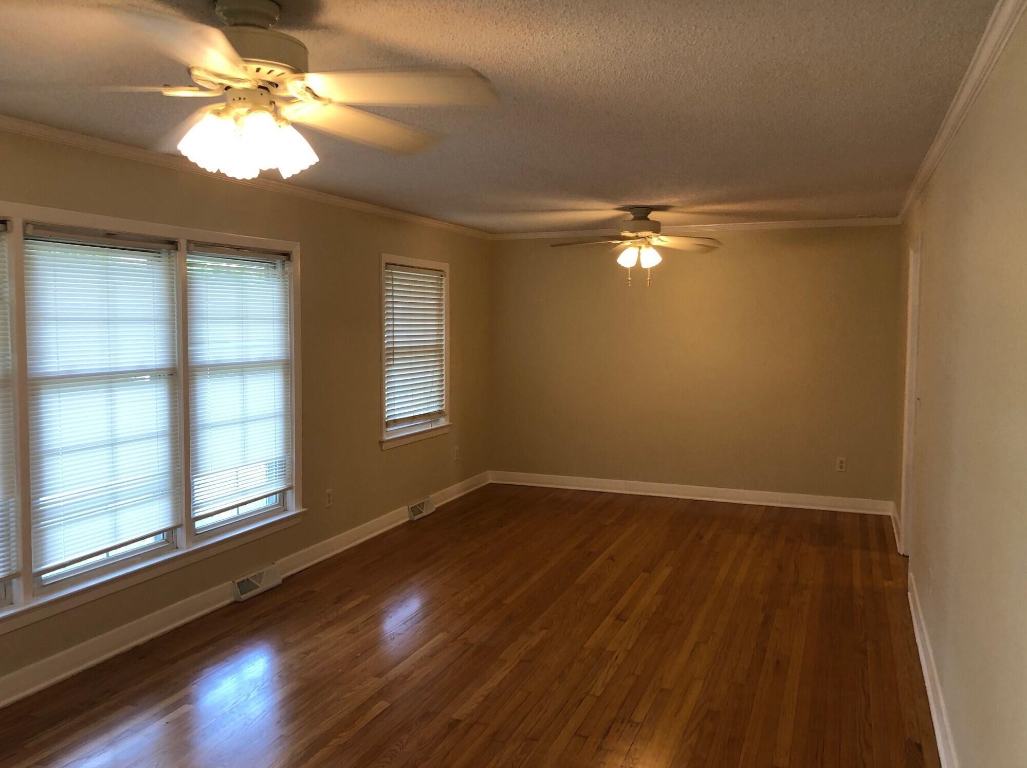 6005 Ridgecrest Ave, Charleston SC  29410-2211 exterior
