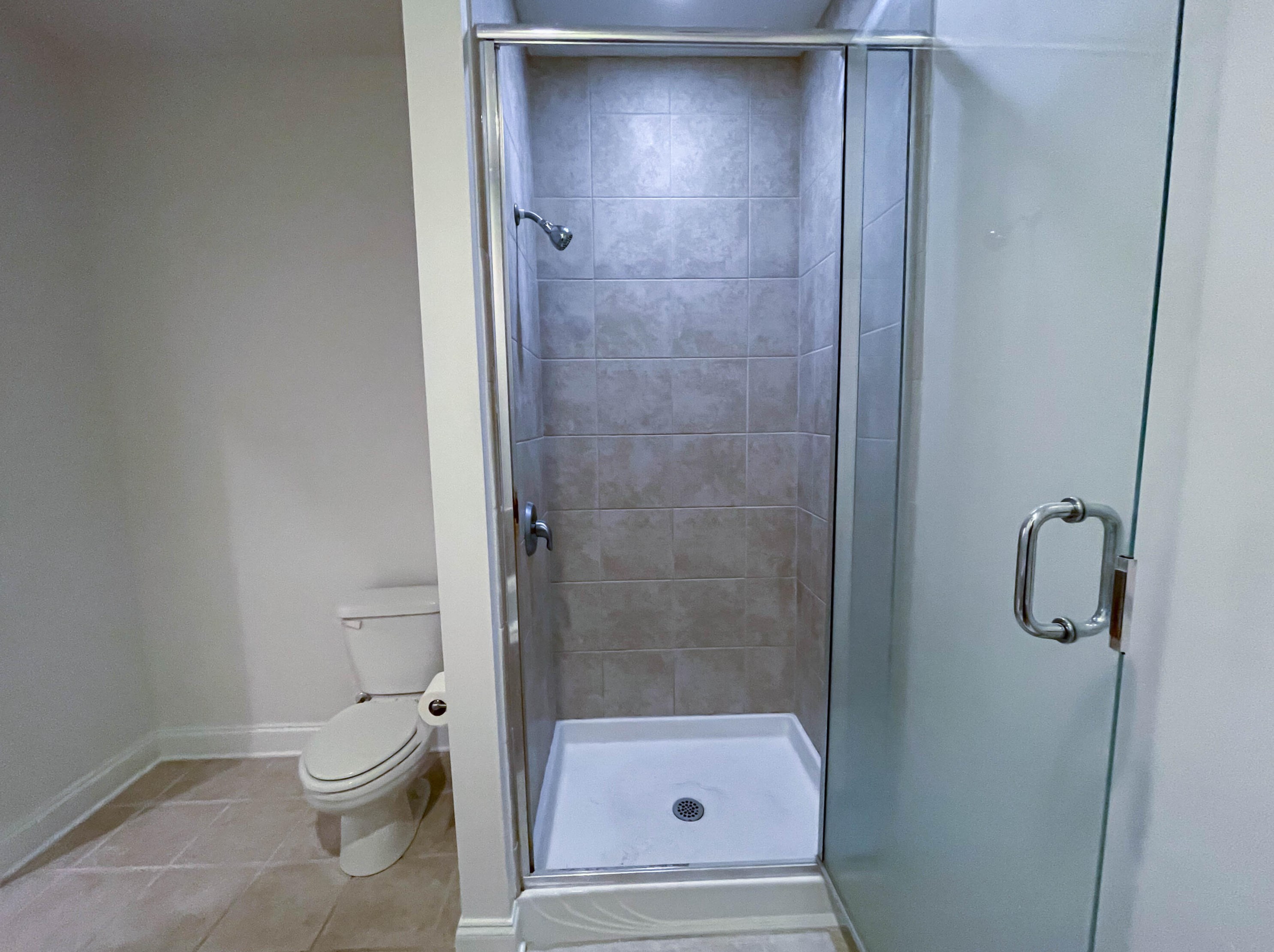 5550 Colonial Chatsworth Cir, Charleston SC 29418-2752 exterior