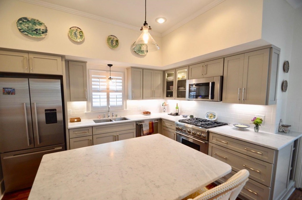 8 Trumbo St, Charleston SC  29401-1915 exterior