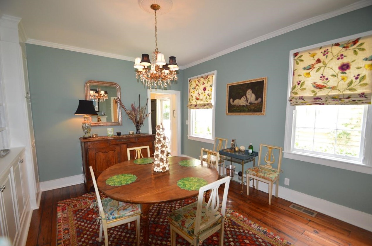 8 Trumbo St, Charleston SC  29401-1915 exterior