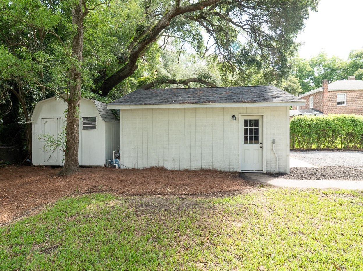 24 Chadwick Dr, Charleston SC  29407-7464 exterior