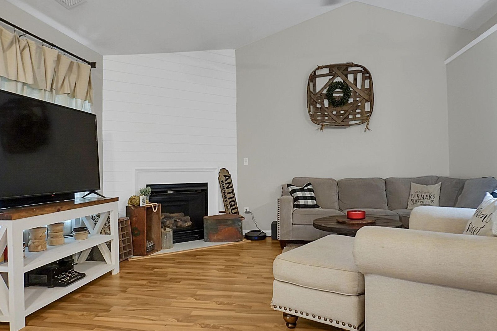 226 Silk Oak Dr, Moncks Corner SC  29461-5030 exterior