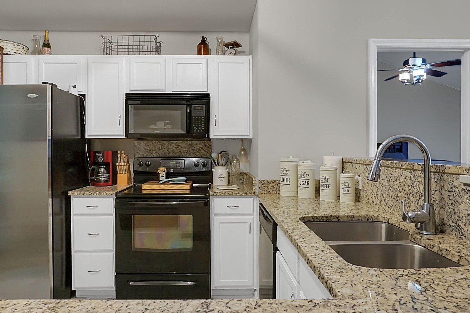 226 Silk Oak Dr, Moncks Corner SC  29461-5030 exterior