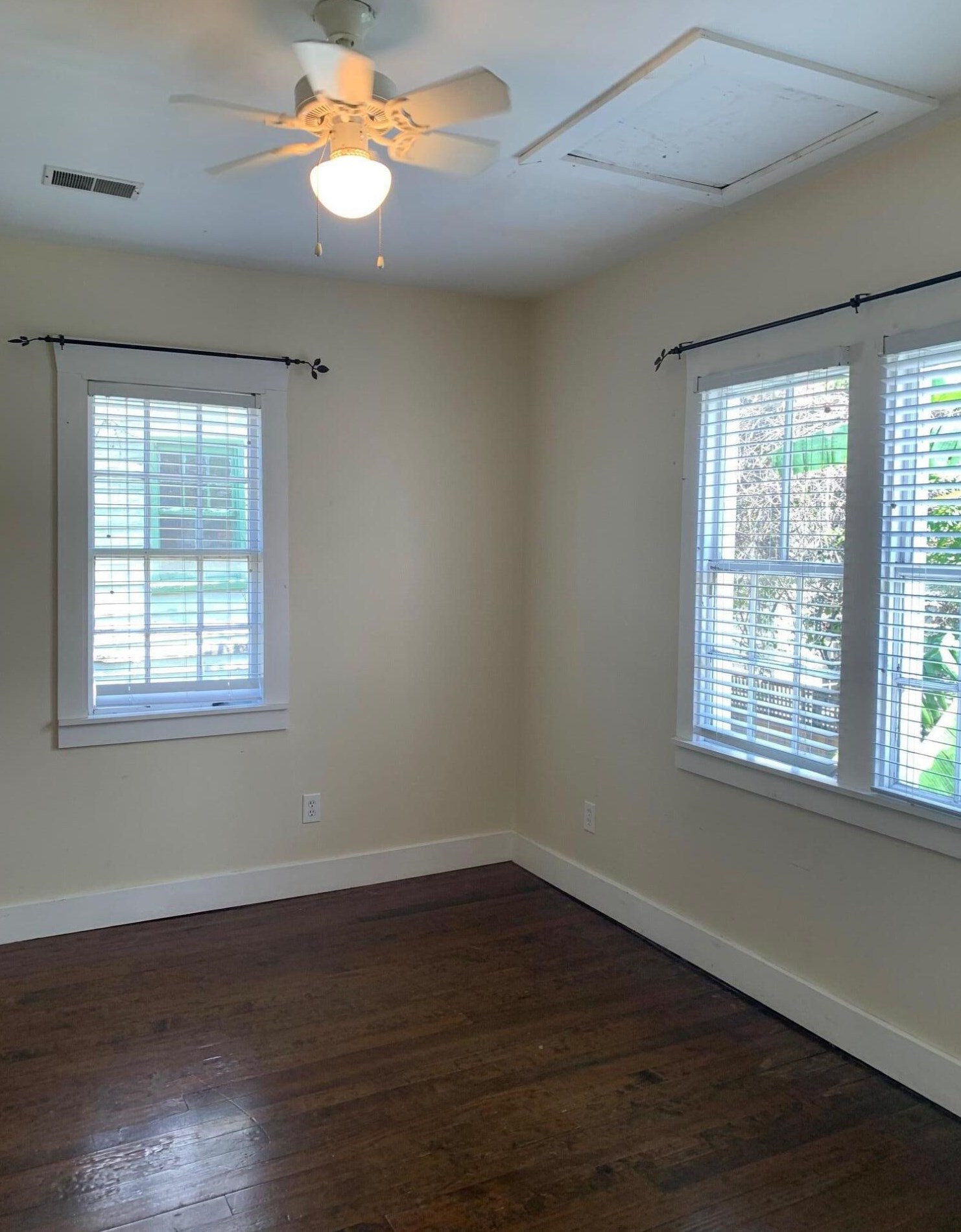 244 Coming St, Charleston SC  29403-5434 exterior