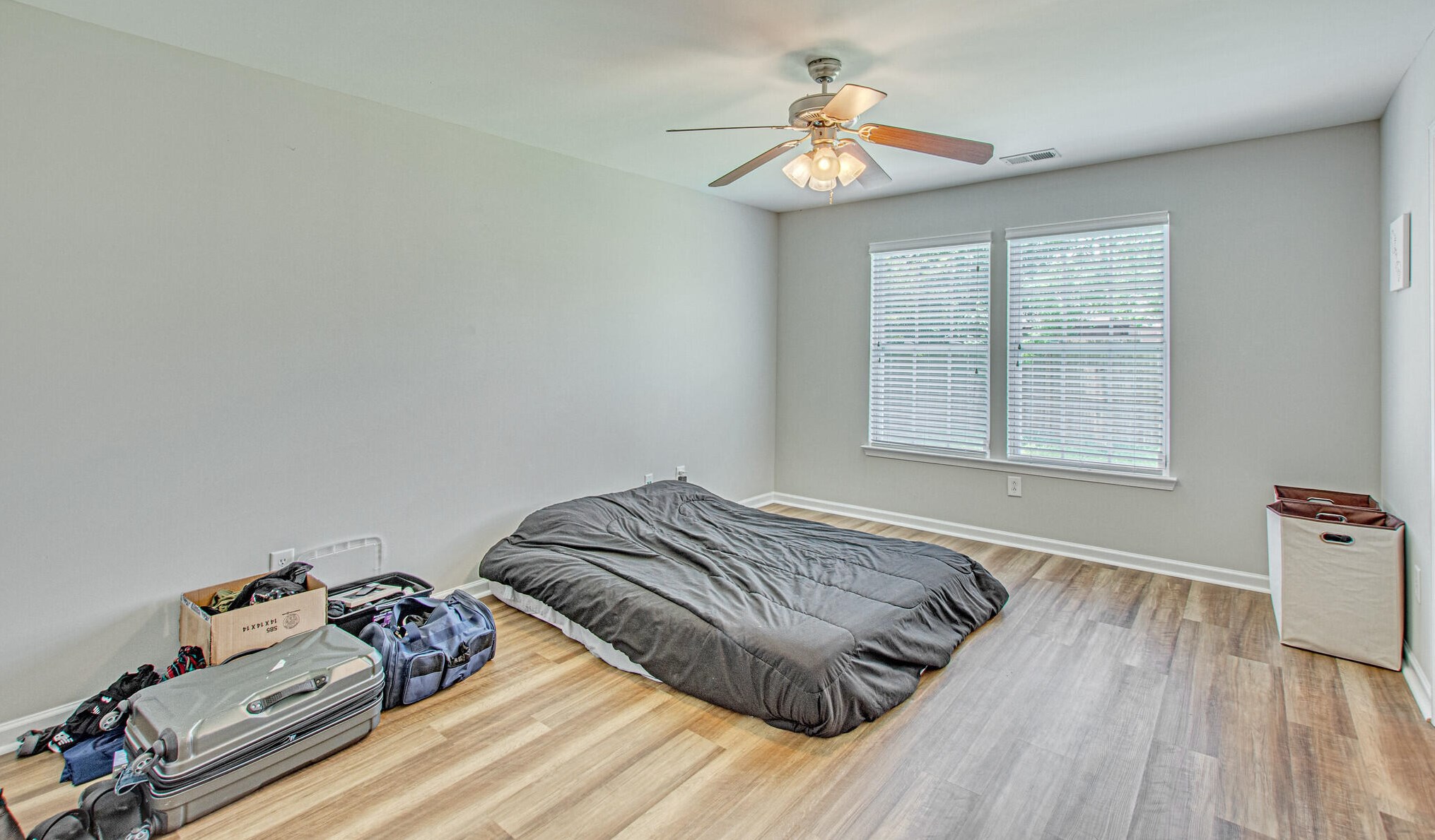 8281 Little Sydneys Way, Charleston SC  29406-8924 exterior