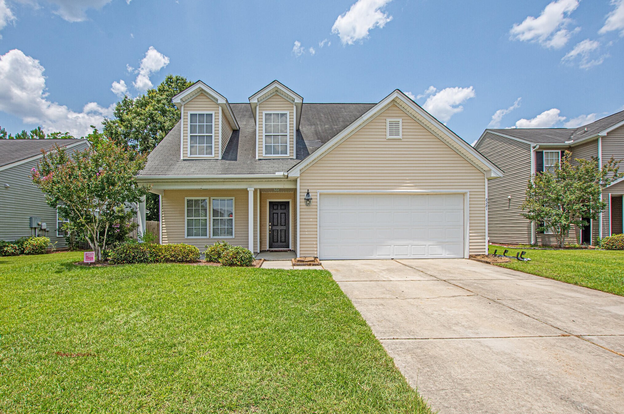 8281 Little Sydneys Way, Charleston SC  29406-8924 exterior