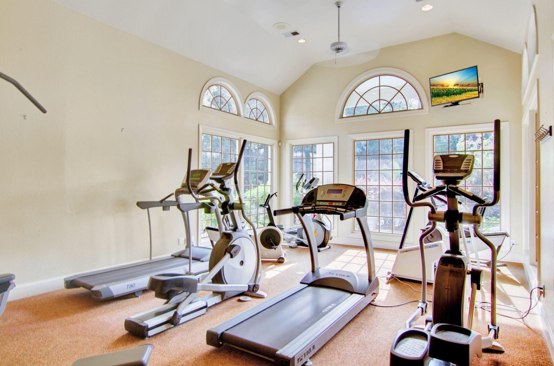 700 Daniel Ellis Dr, Charleston SC 12308-3034 exterior