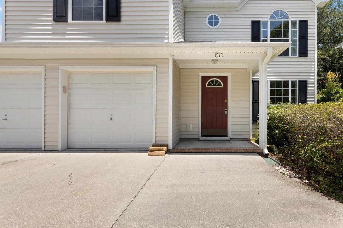 1510 Clark Sound Cir, Charleston SC  29412-8431 exterior